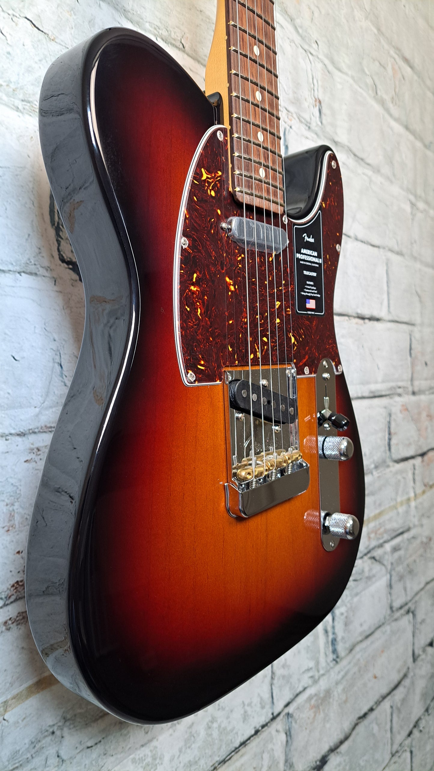 Fender American Professional II Telecaster 3 Color Sunburst