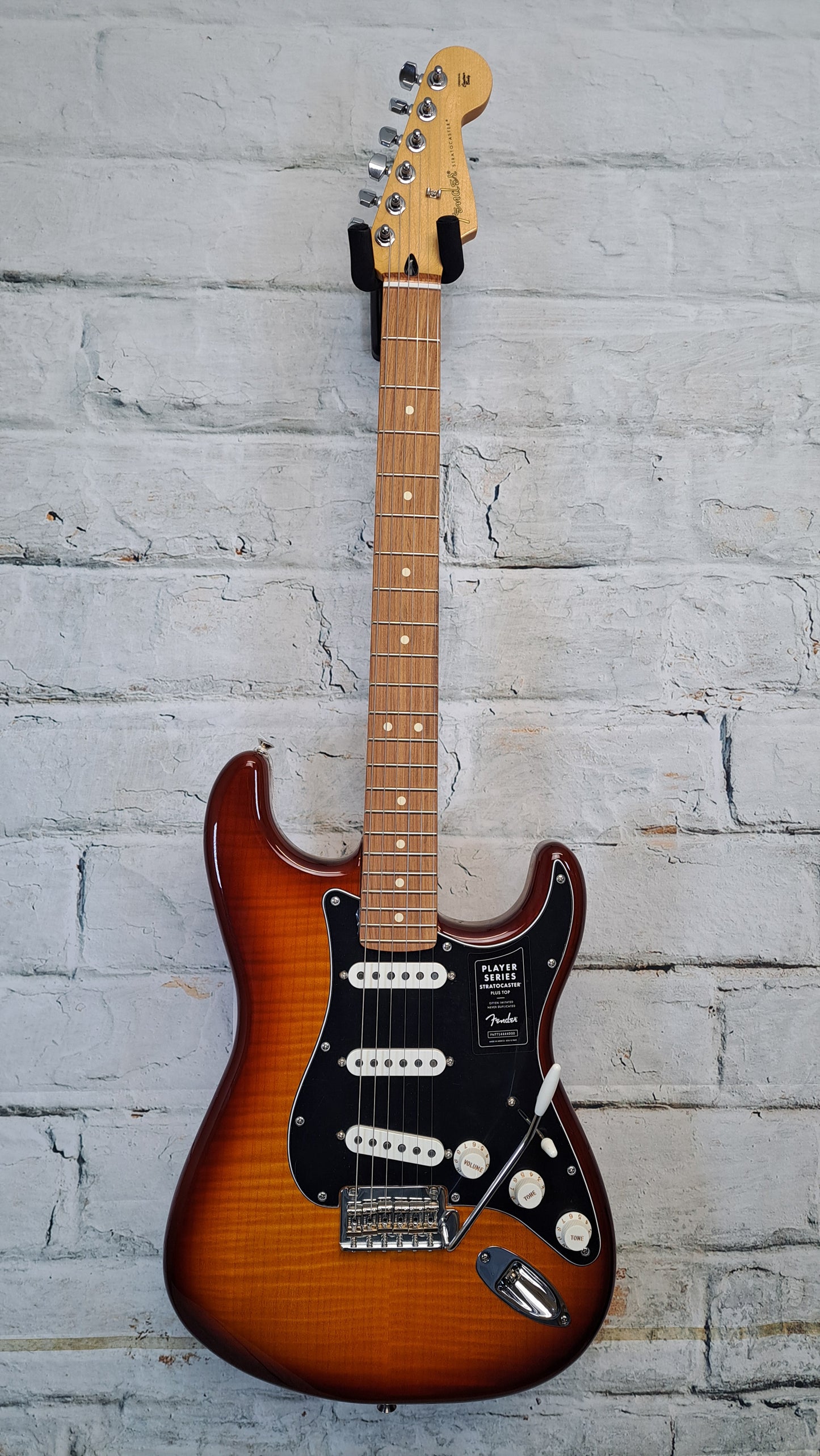 Fender Player Stratocaster Plus Top - Tobacco Sunburst