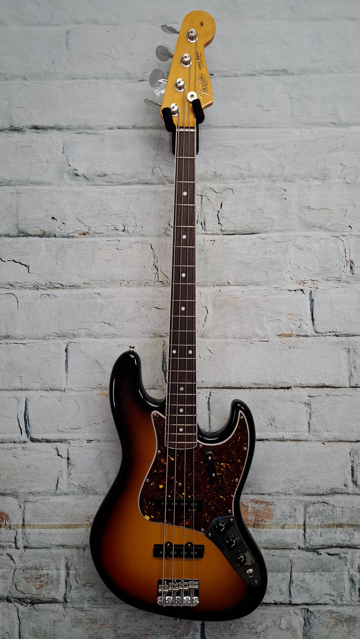 Fender American Vintage II 1966 Jazz Bass - 3 Color Sunburst