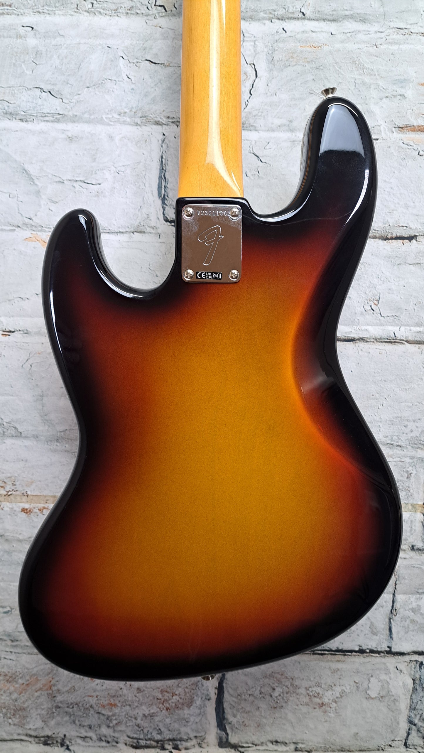 Fender American Vintage II 1966 Jazz Bass - 3 Color Sunburst
