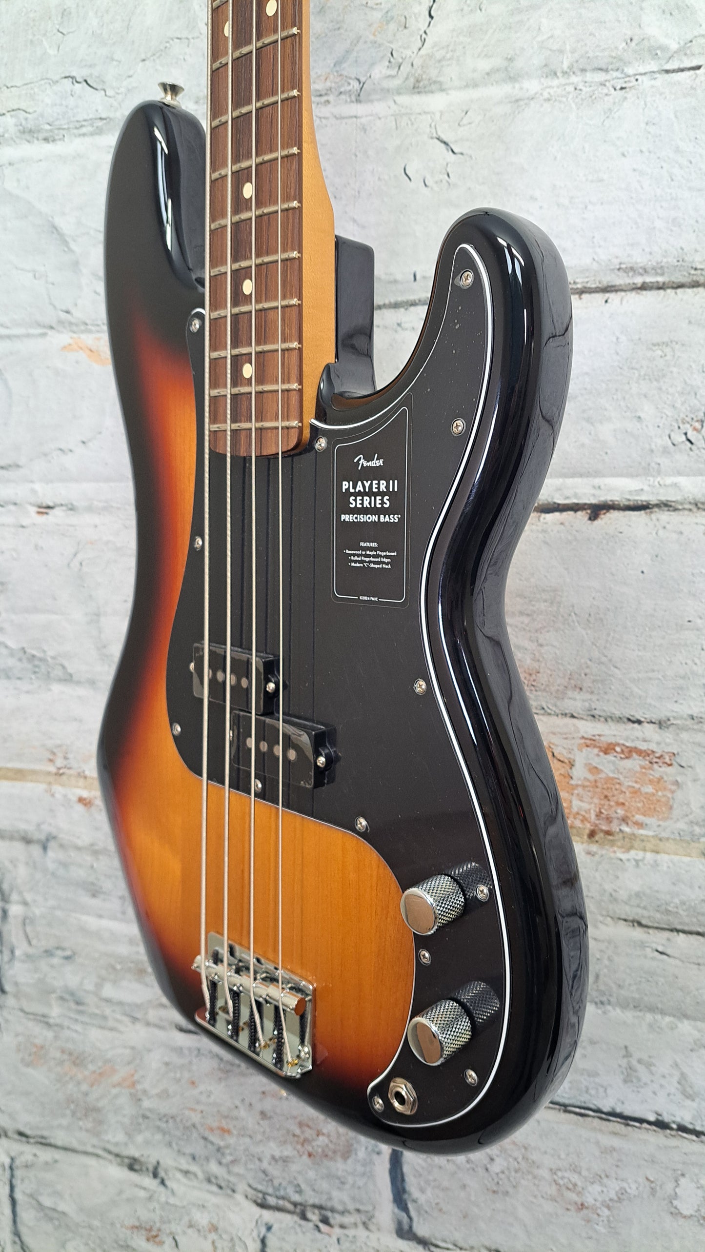 Fender Player II Precision Bass - 3 Tone Sunburst
