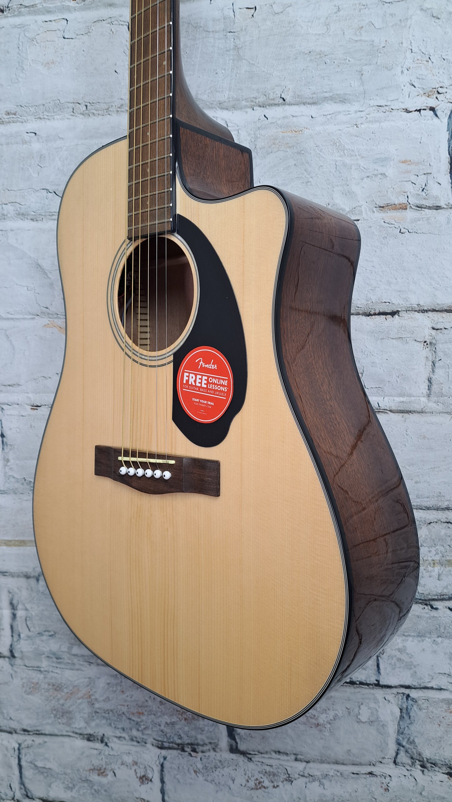 Fender CC-60SCE Concert