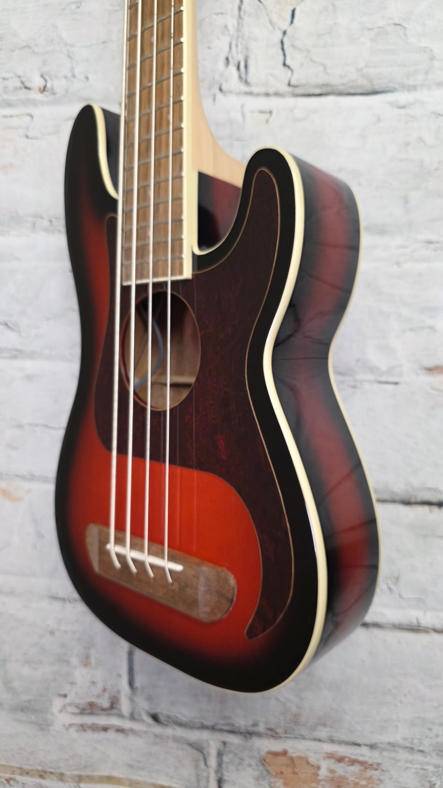 Fender Fullerton Precision Bass Ukulele