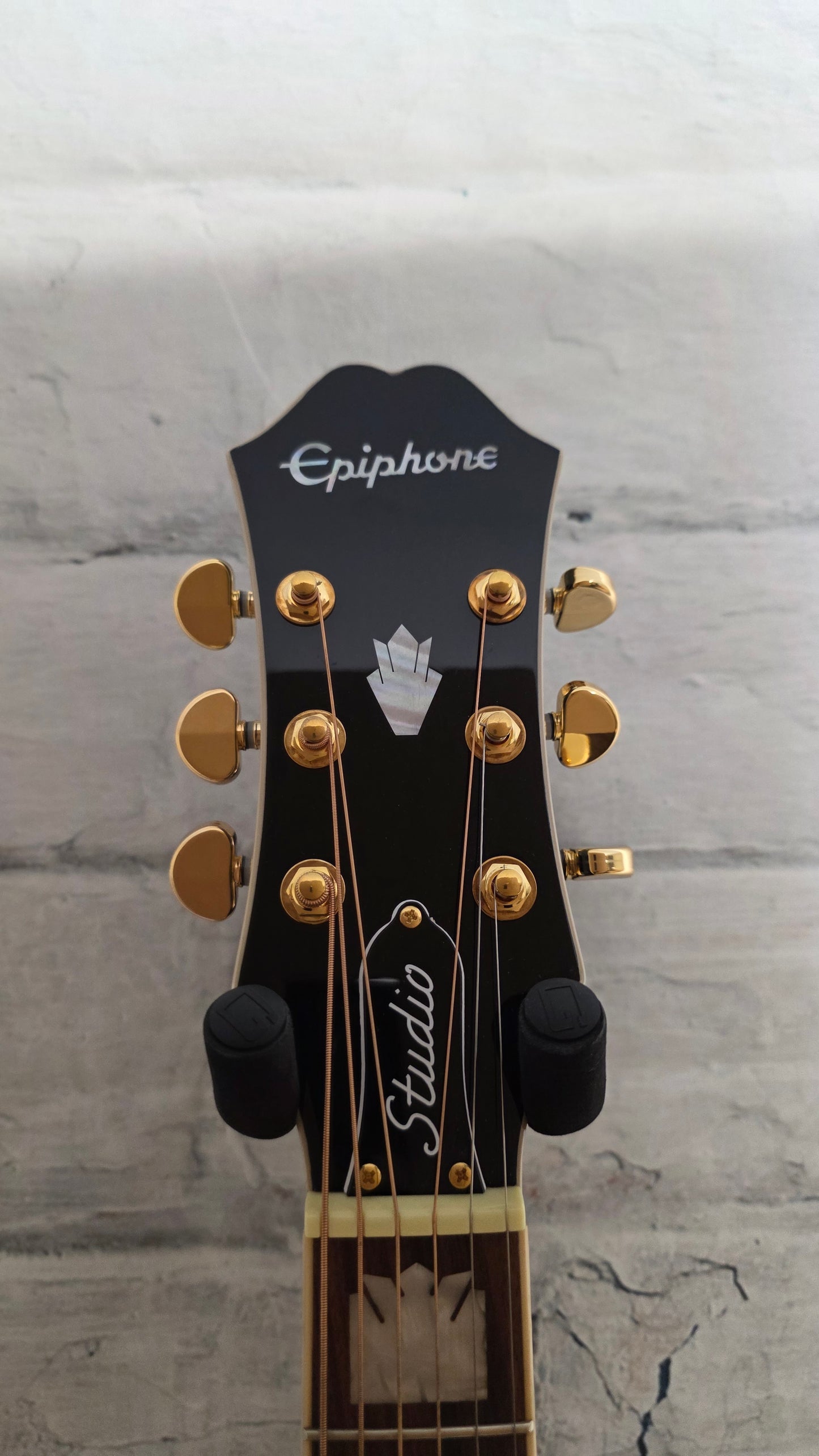 Epiphone J-200EC Studio Acoustic-Electric Guitar - Vintage Sunburst