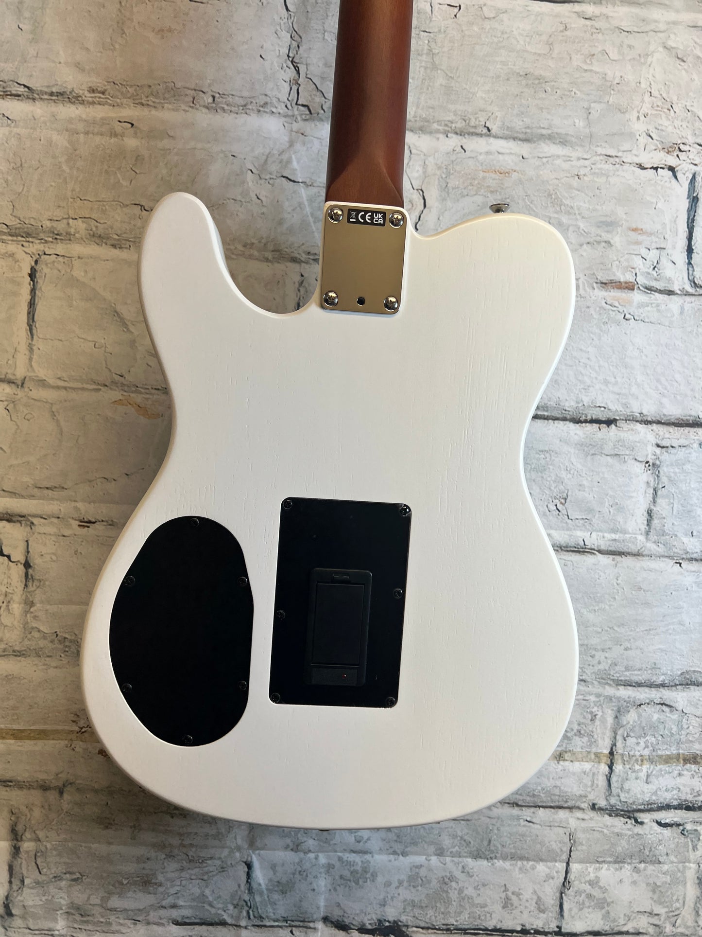 Fender Limited Edition Acoustasonic Standard Telecaster-Arctic White