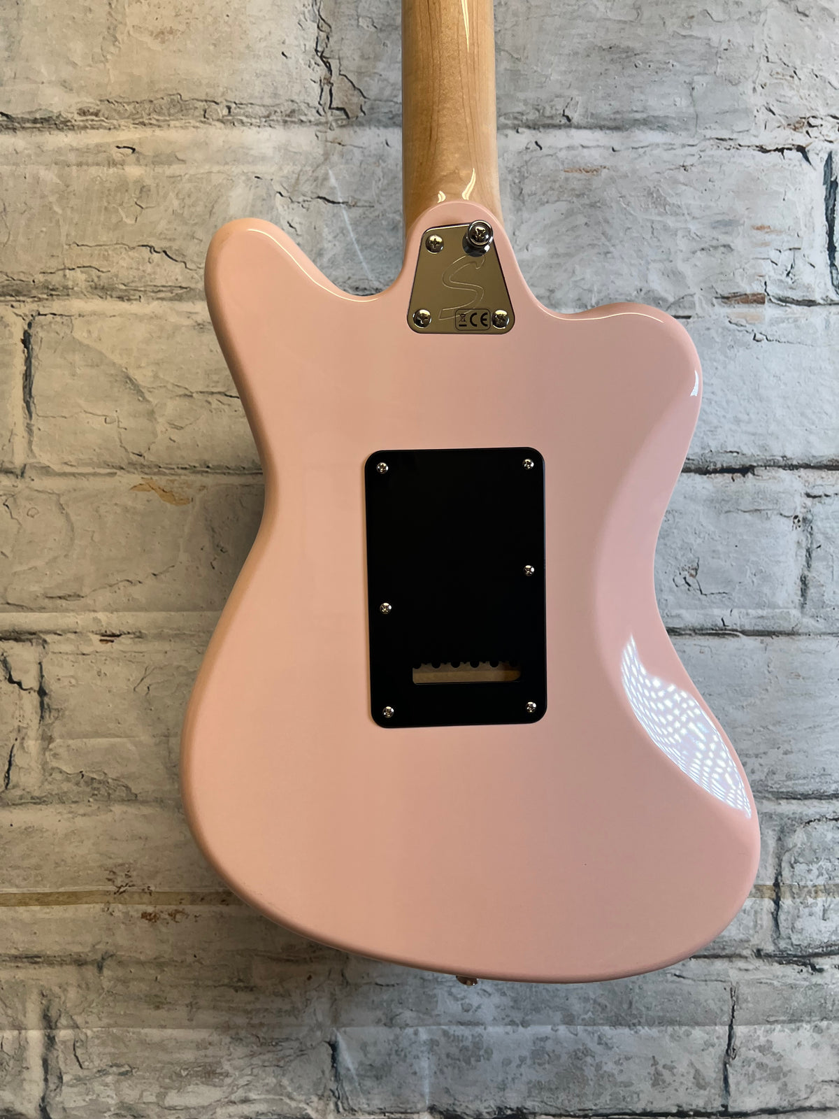 Used Squier Paranormal Super Sonic with upgraded Trem- Shell Pink