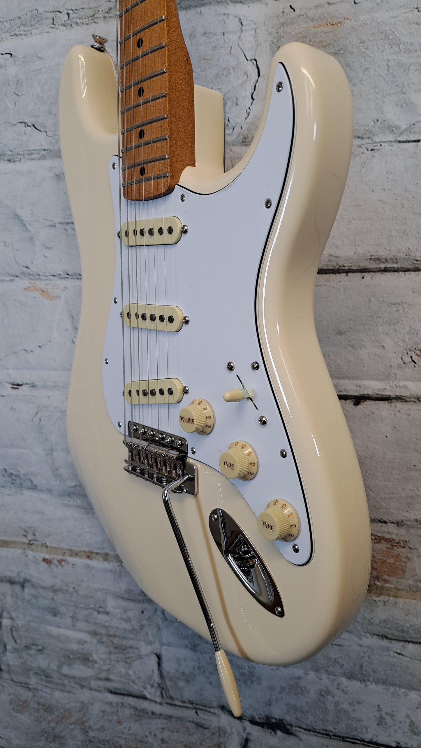 Fender Jimi Hendrix Stratocaster - Olympic White