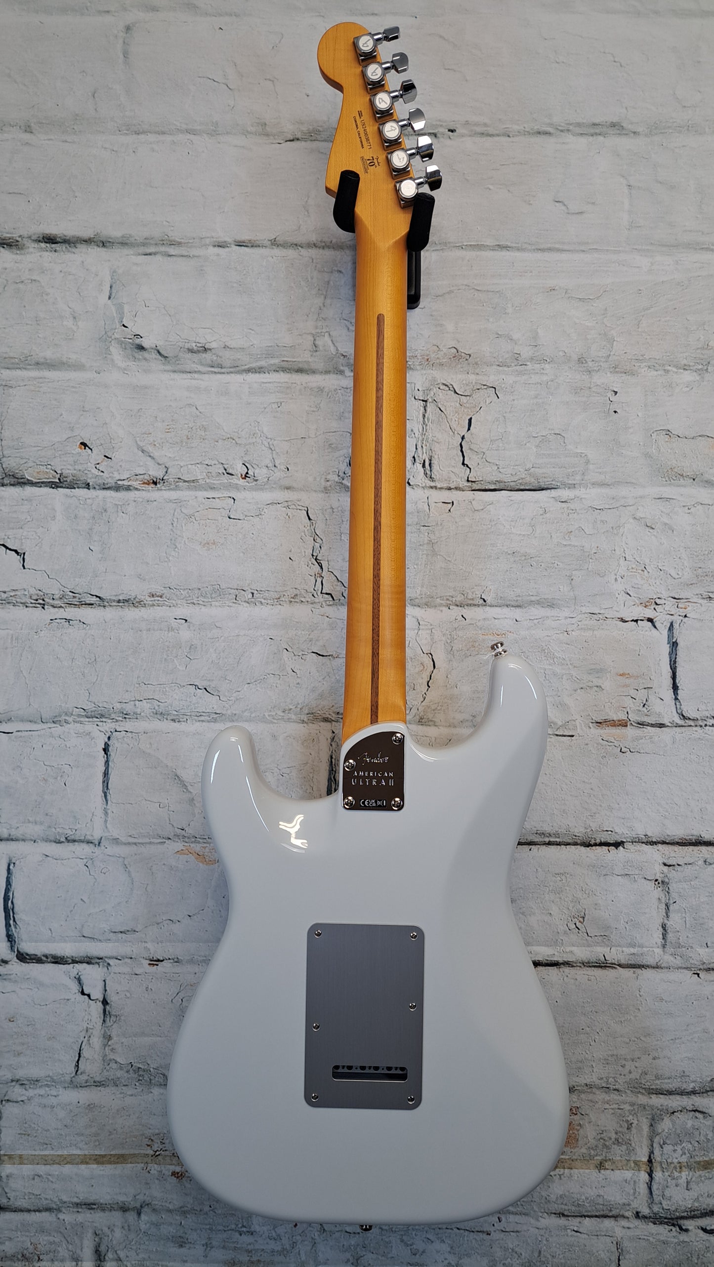 Fender American Ultra II Stratocaster - Avalanche White