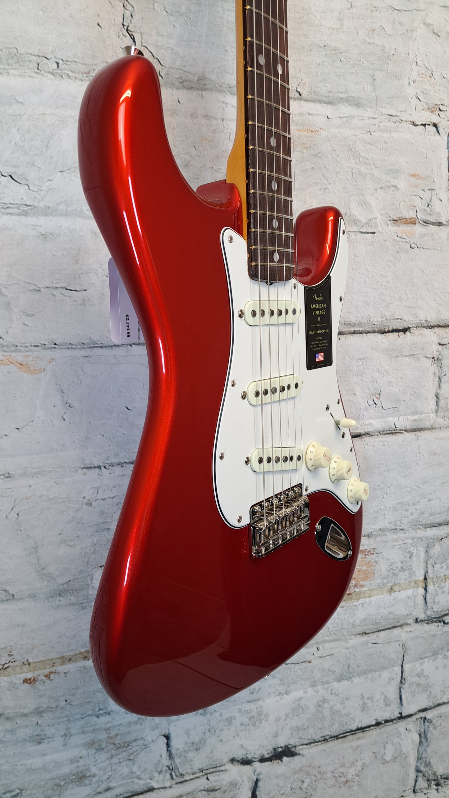 Fender American Vintage II 1965 Stratocaster - Candy Apple Red