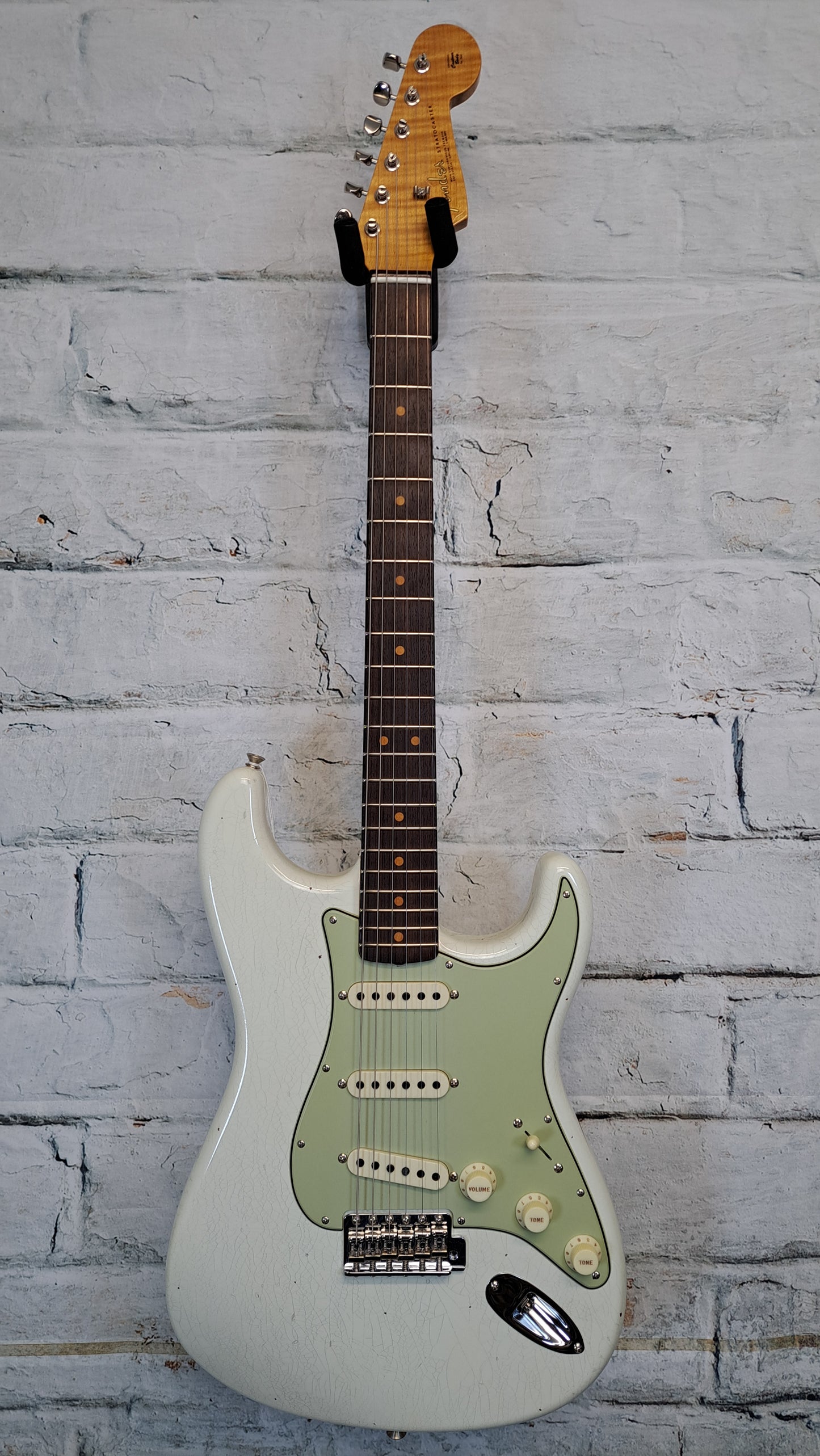 Fender Custom Shop Limited Edition '64 Stratocaster Relic - Aged Olympic White