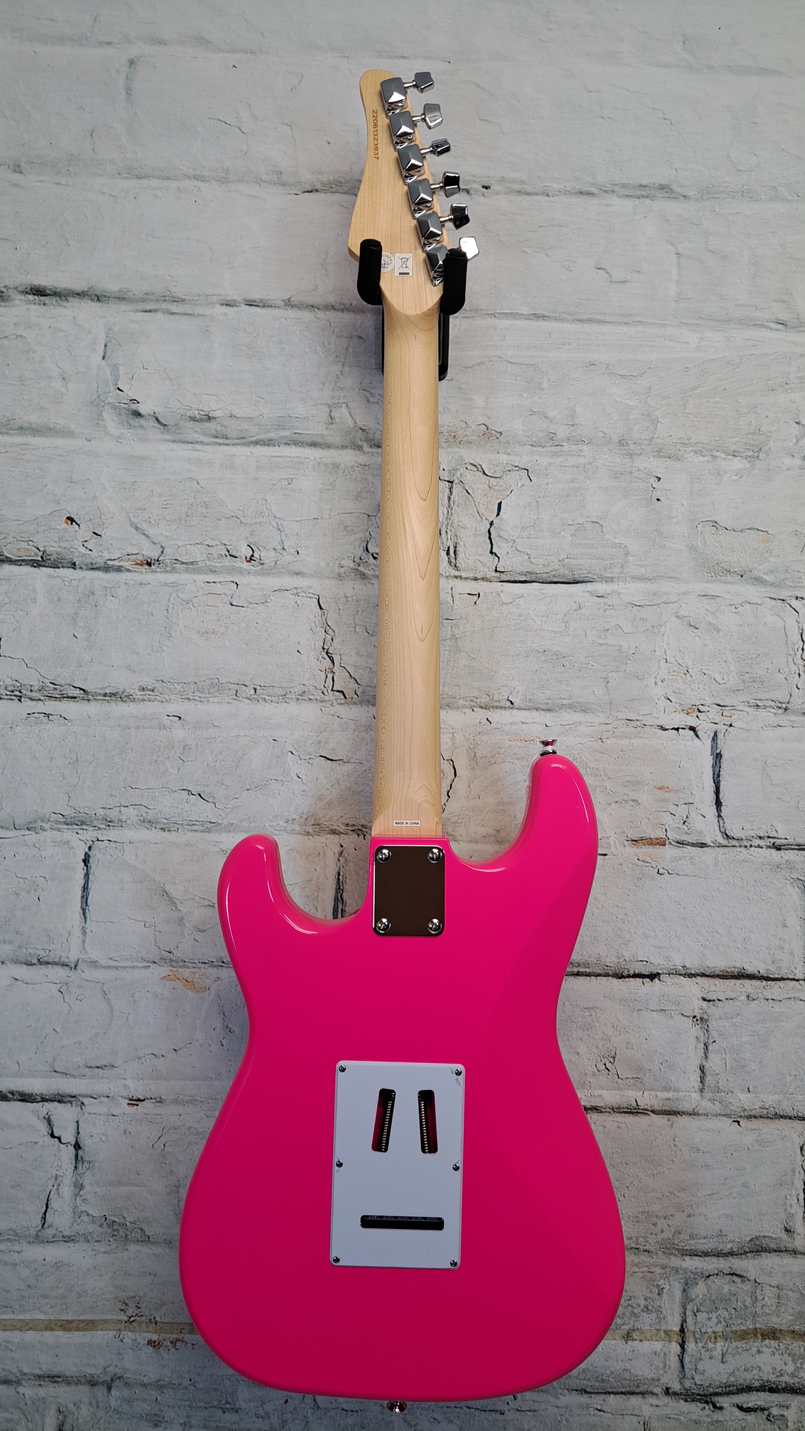 Kramer Focus VT-211S -Hot Pink – Will West Music and Sound