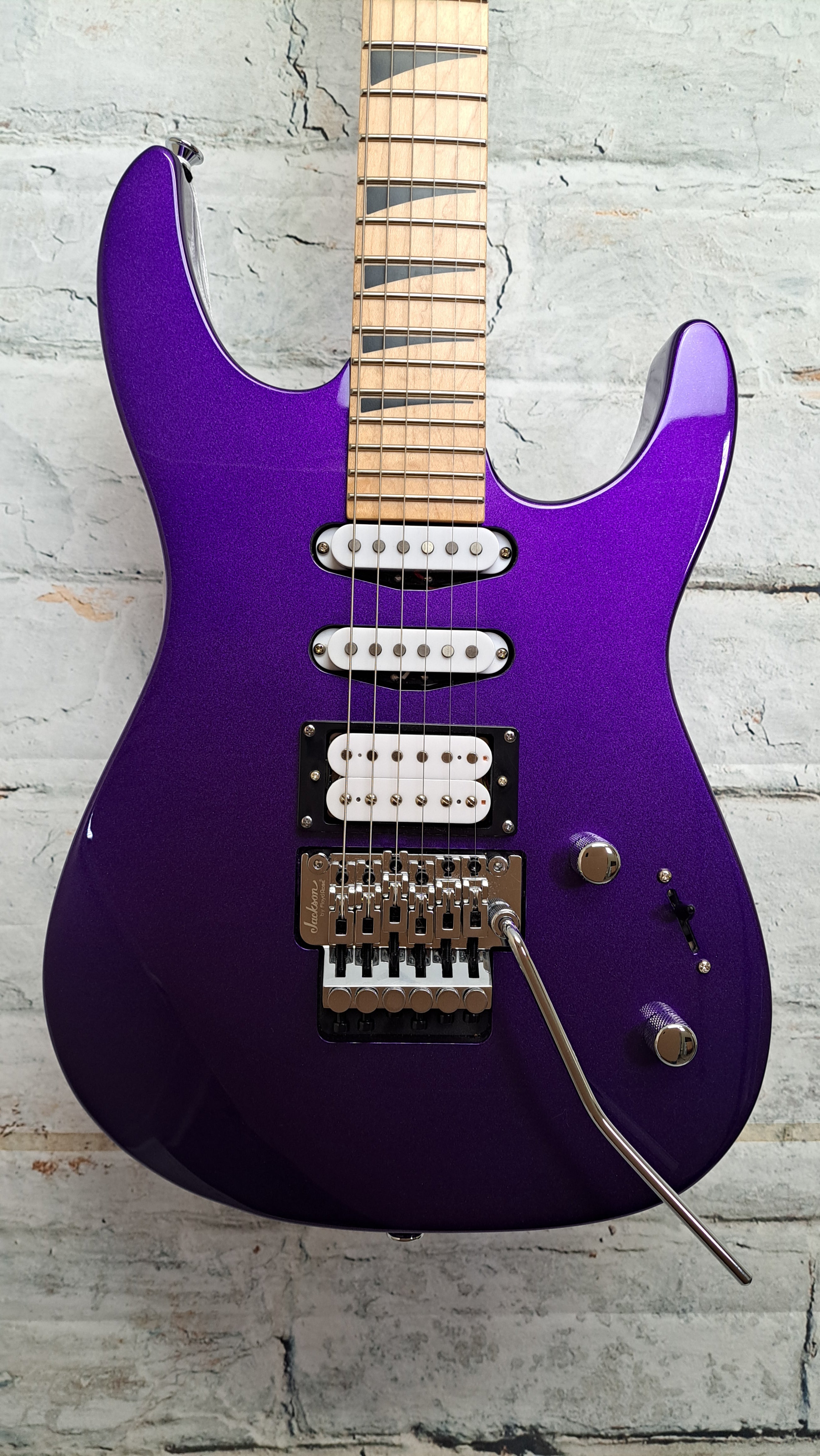 JACKSON ディンキー Amazon.com: Jackson X Series Dinky DK3XR HSS Electric Guitar