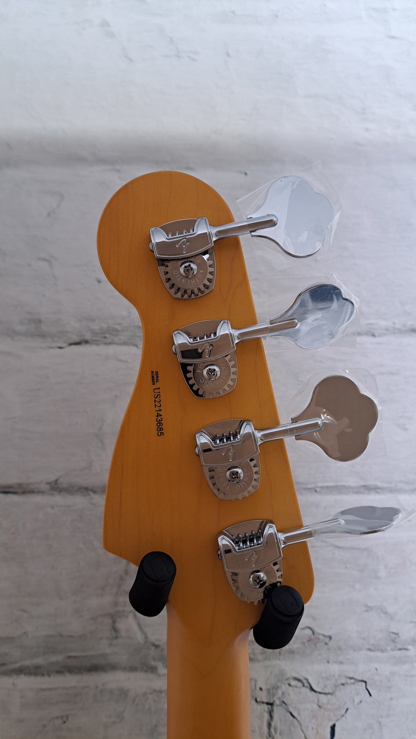 Fender American Professional II Precision Bass - Miami Blue