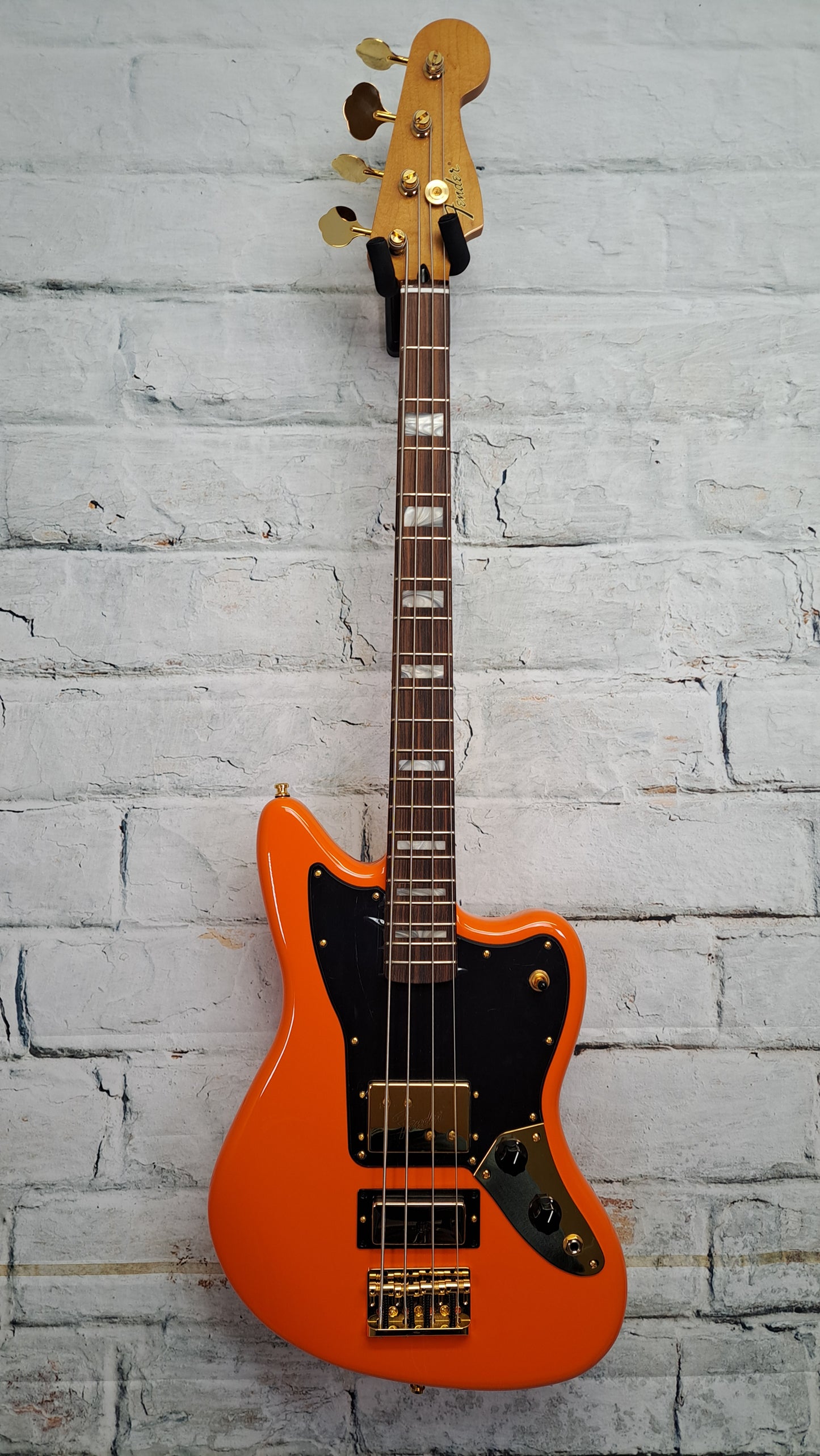 Fender Limited Edition Mike Kerr Jaguar Bass - Orange