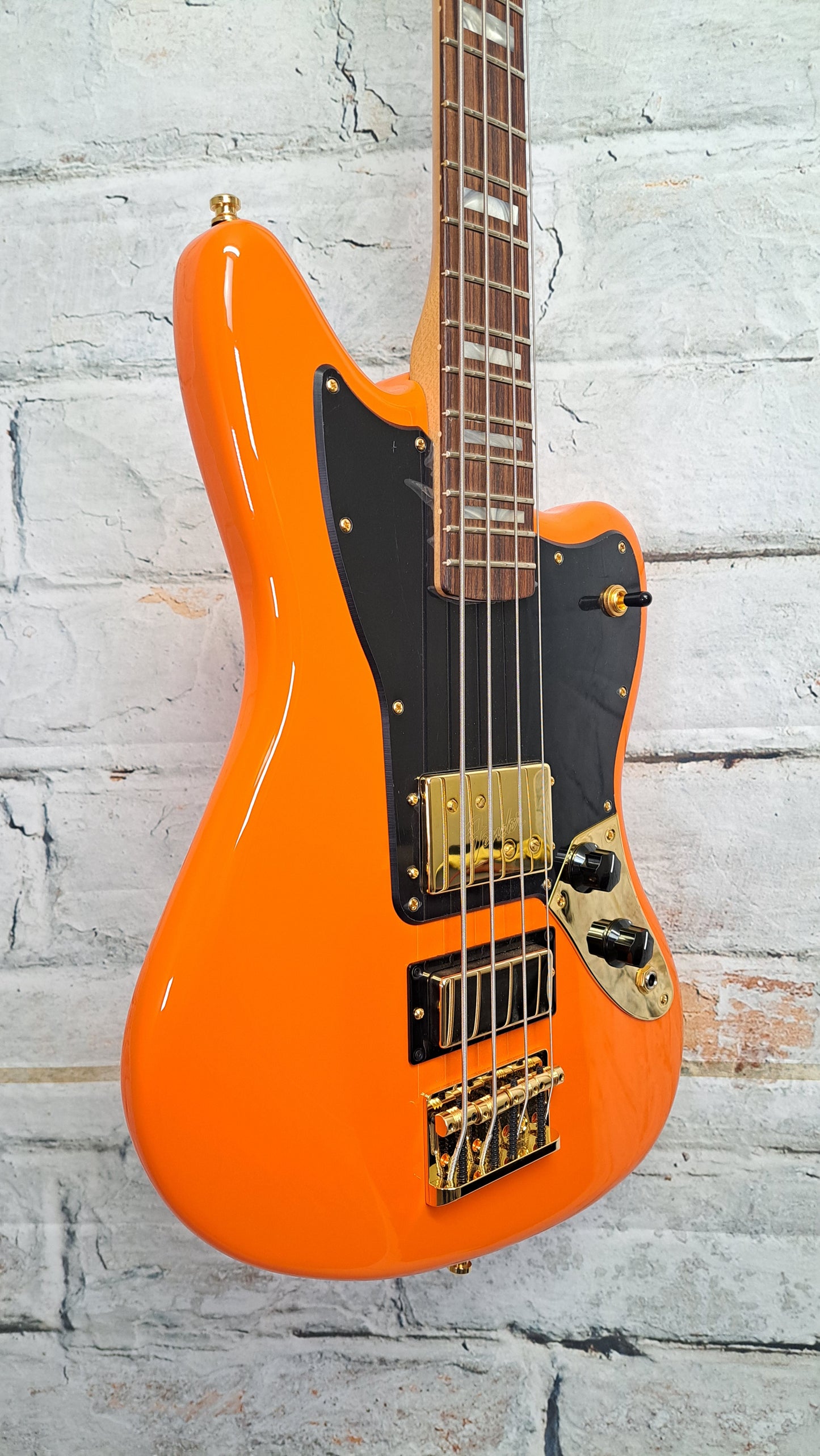 Fender Limited Edition Mike Kerr Jaguar Bass - Orange