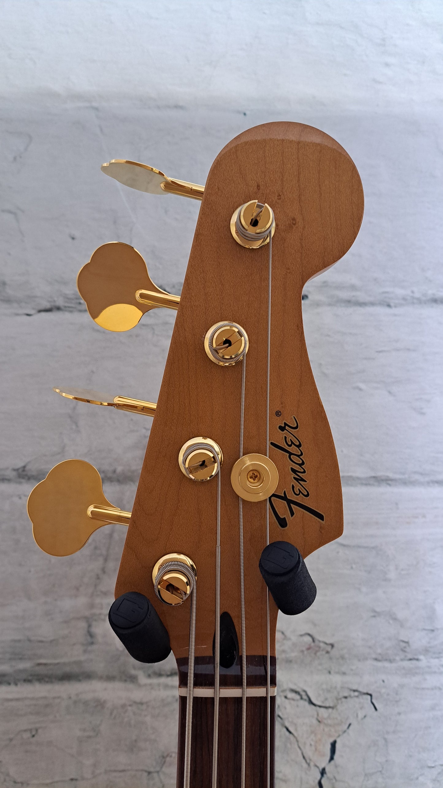 Fender Limited Edition Mike Kerr Jaguar Bass - Orange
