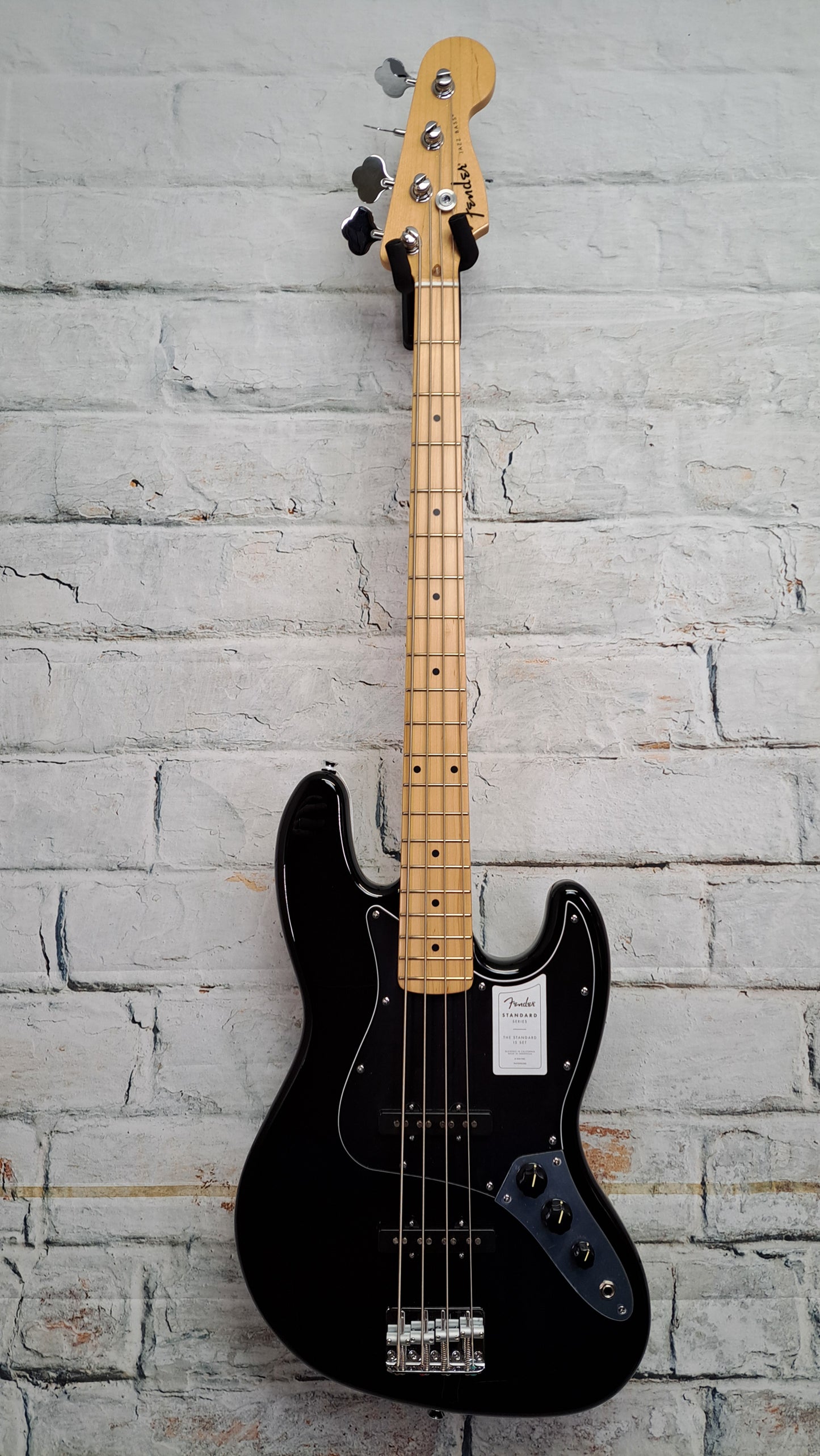 Fender Standard Jazz Bass - Black