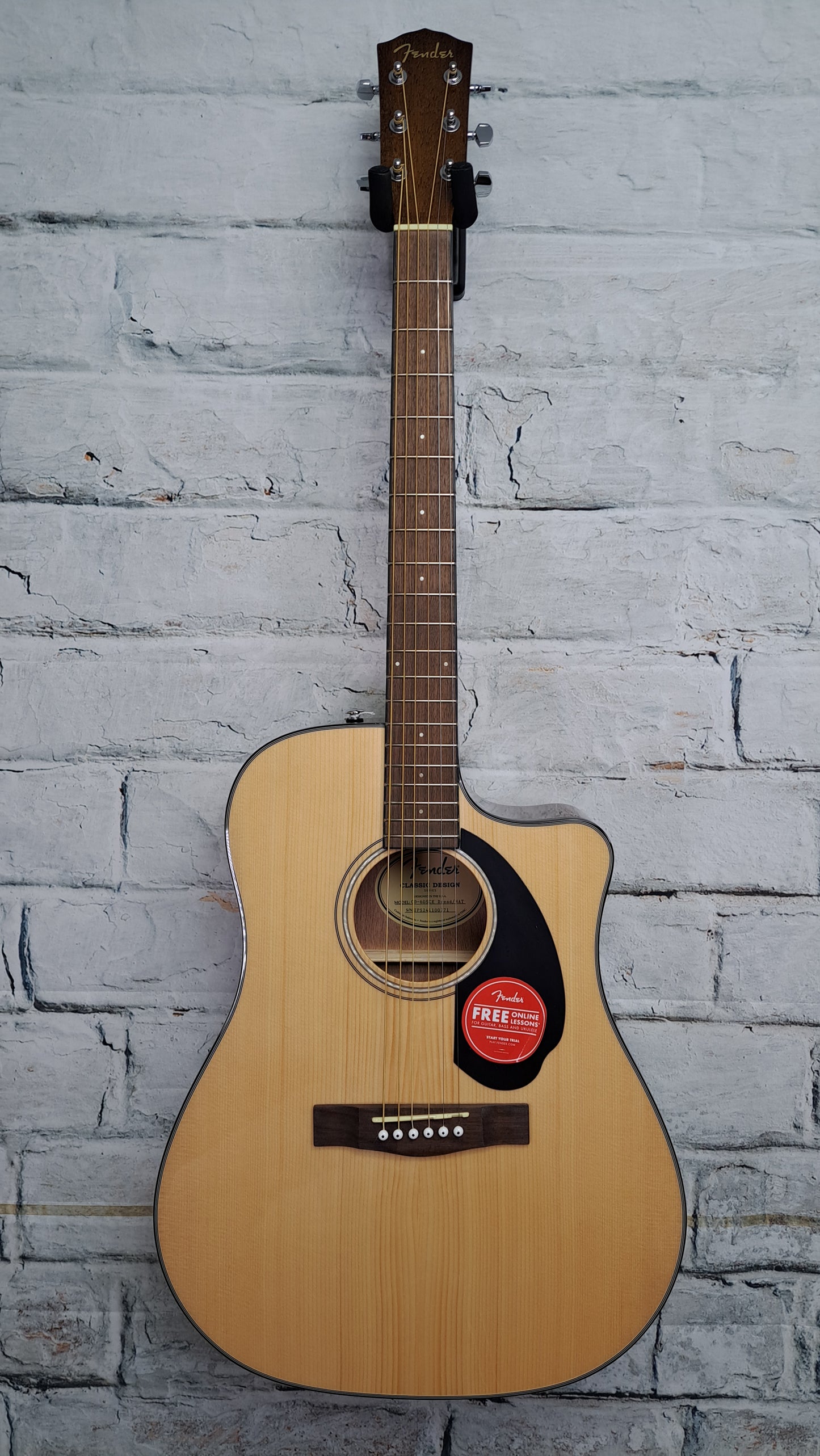 Fender CC-60SCE Concert