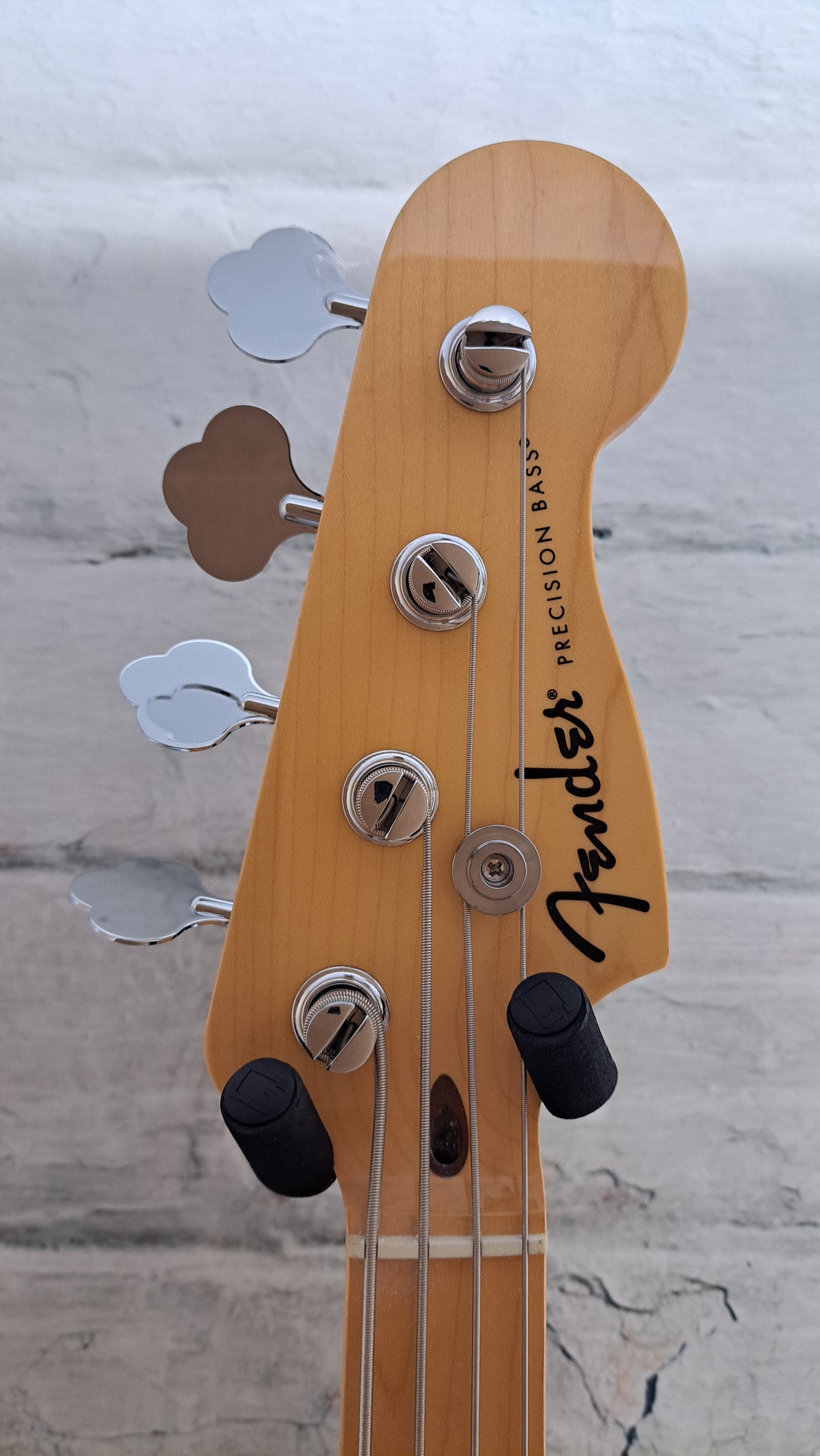 Fender Standard Precision Bass - Candy Cola