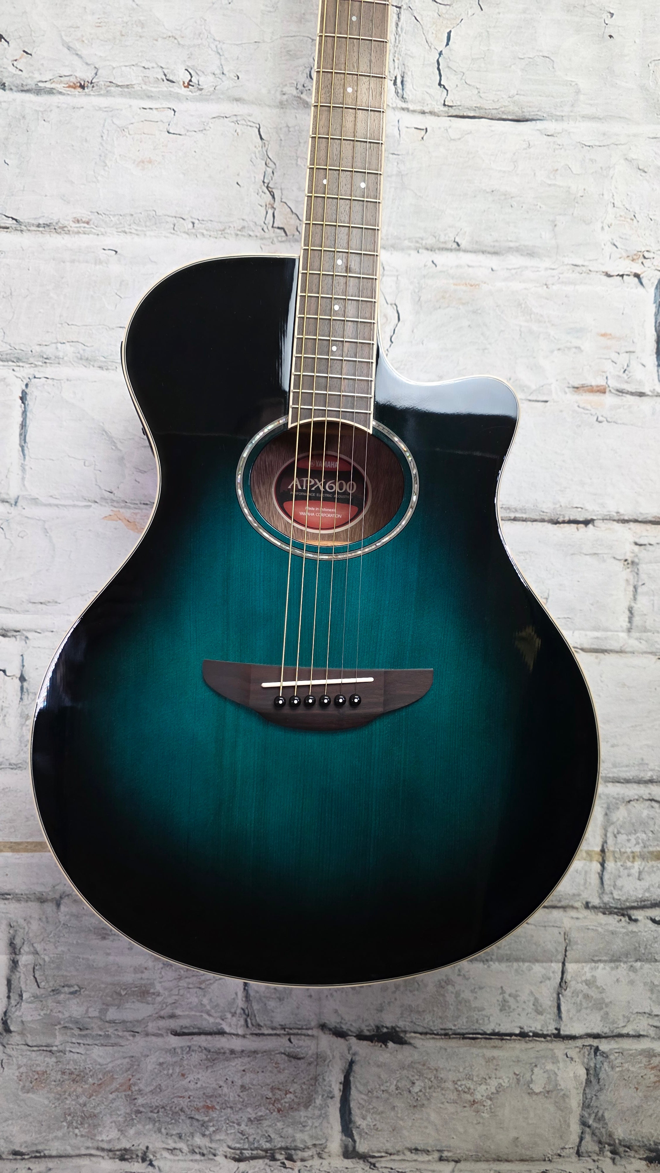 Yamaha Thinline - Oriental Blue Burst – Will West Music and Sound