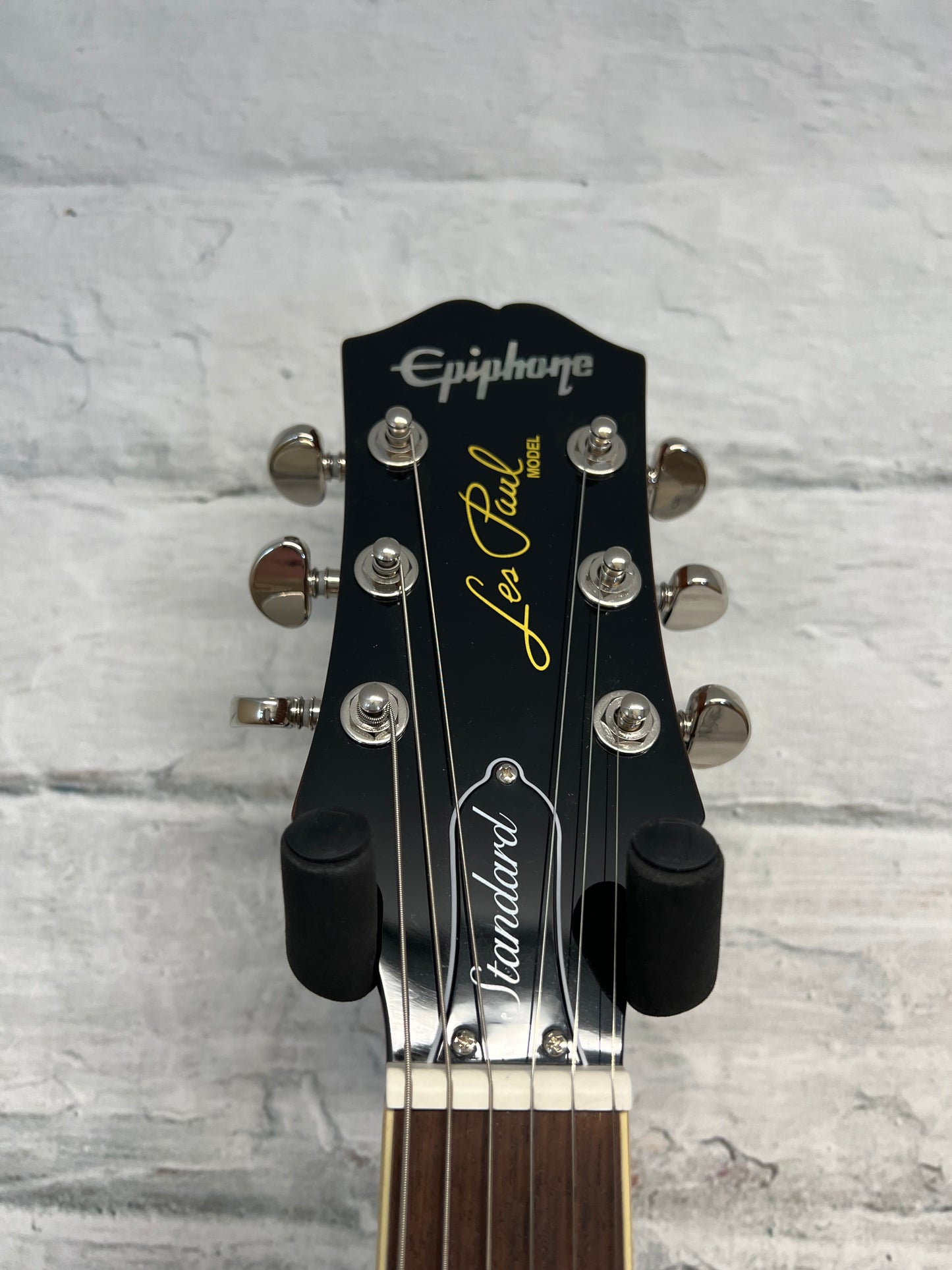 Used Epiphone Les Paul