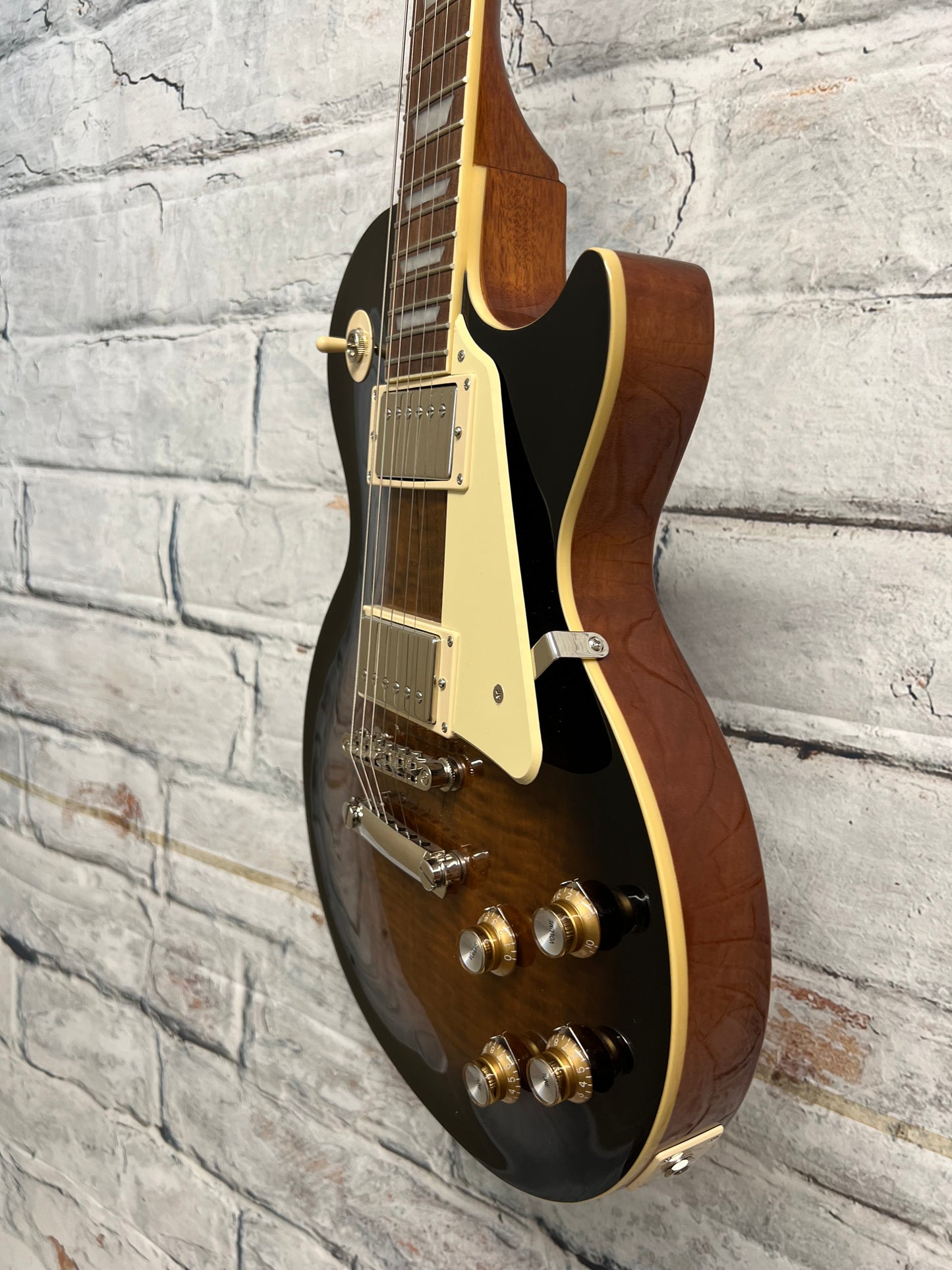 Used Epiphone Les Paul