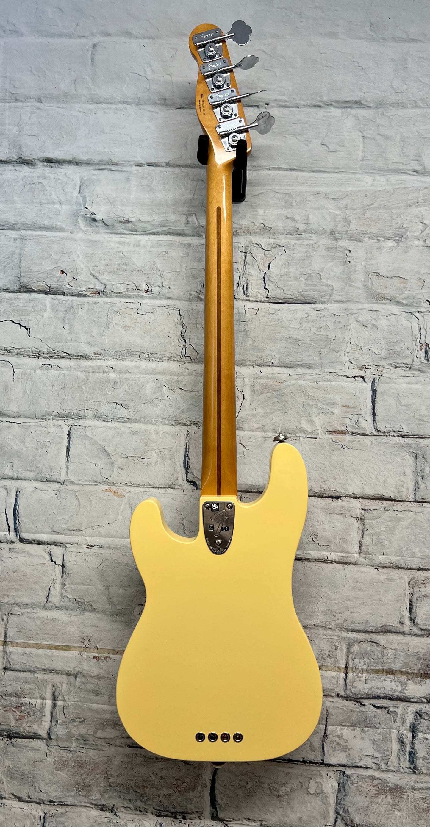 Used Fender Vintera II 70s Telecaster Bass with Upgrade-Vintage White