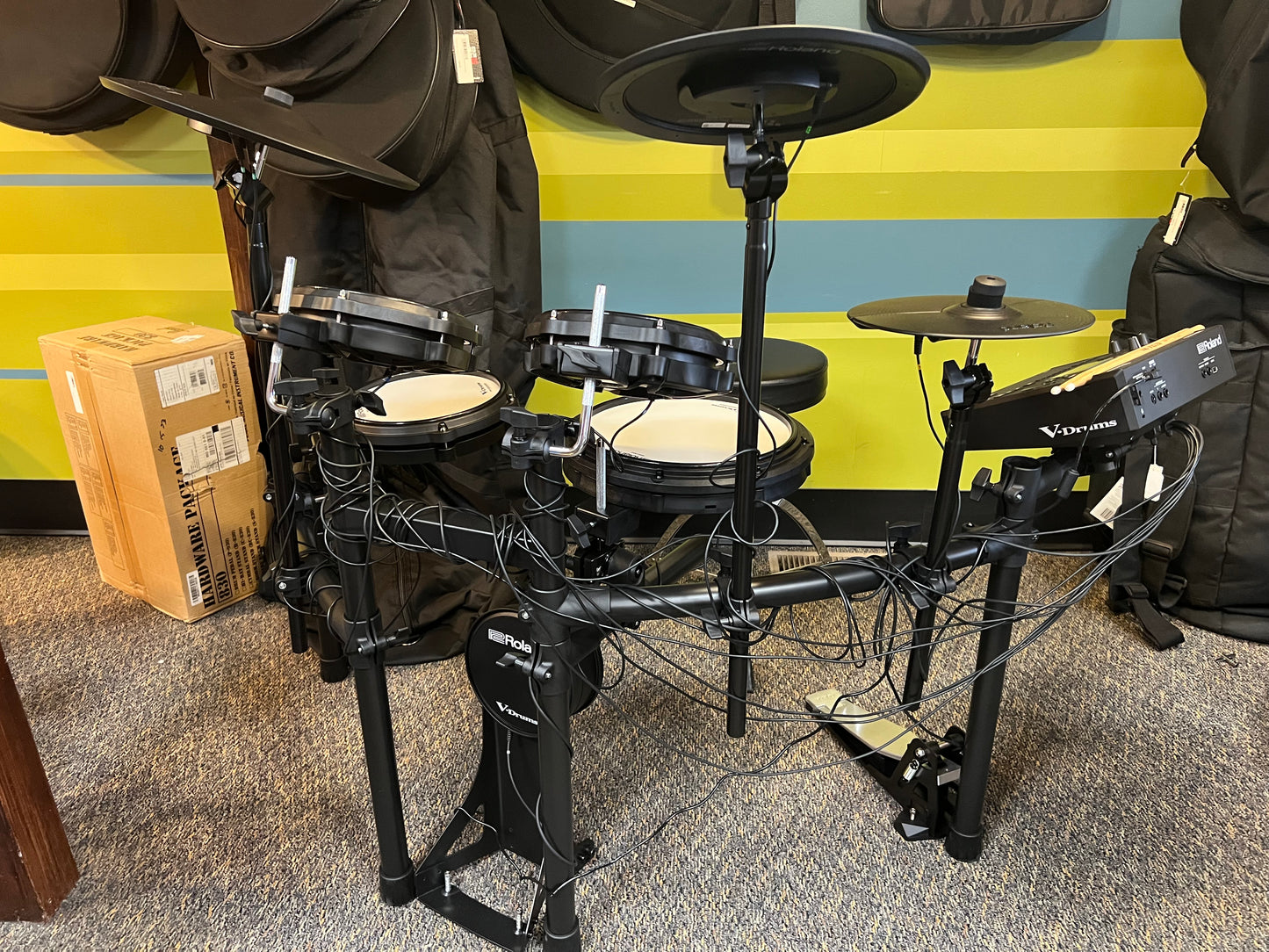 Roland V-Drums TD313 Electronic Drum Set
