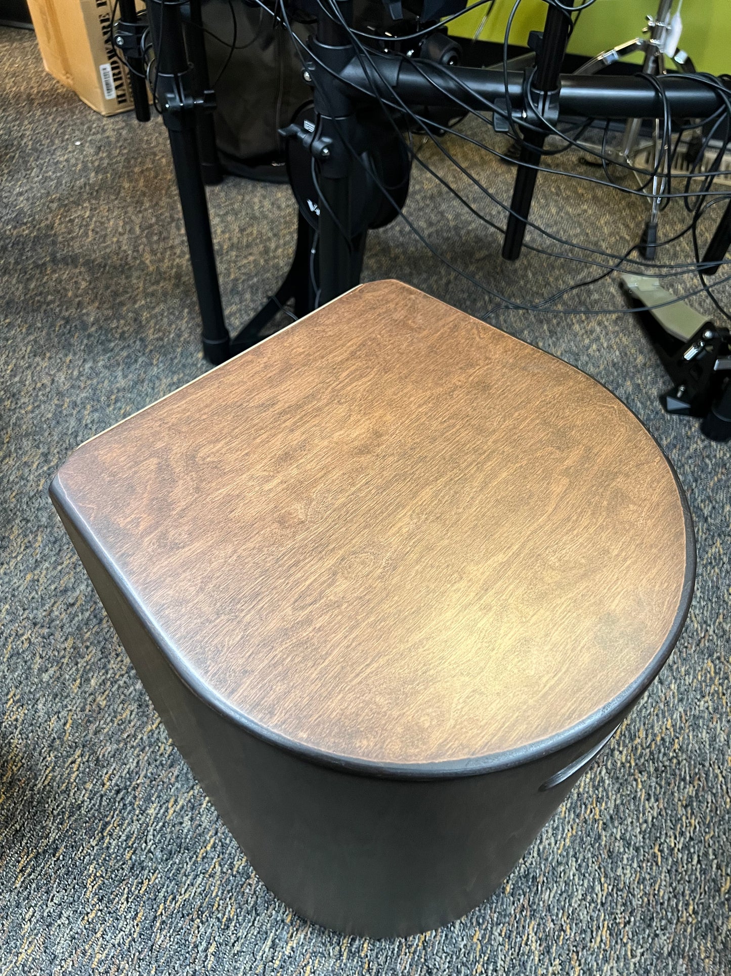 Latin Percussion Round Back Bass Cajon <Mahogany