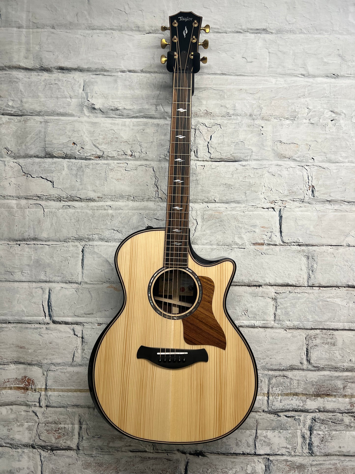 Taylor Builder’s Edition 814ce
