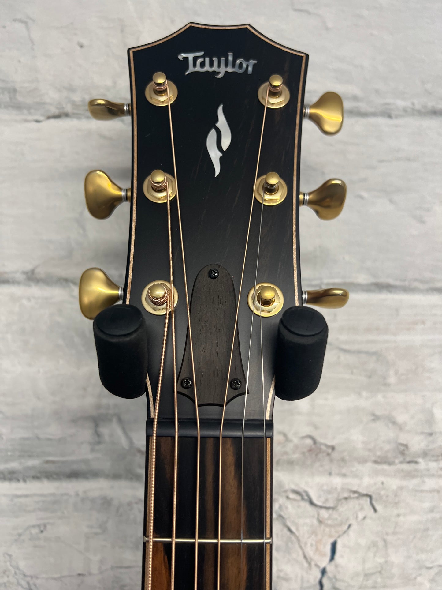Taylor Builder’s Edition 814ce