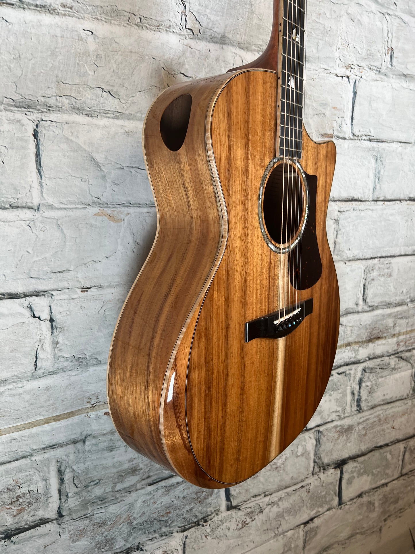 Used Eastman AC622CE-Koa LTD