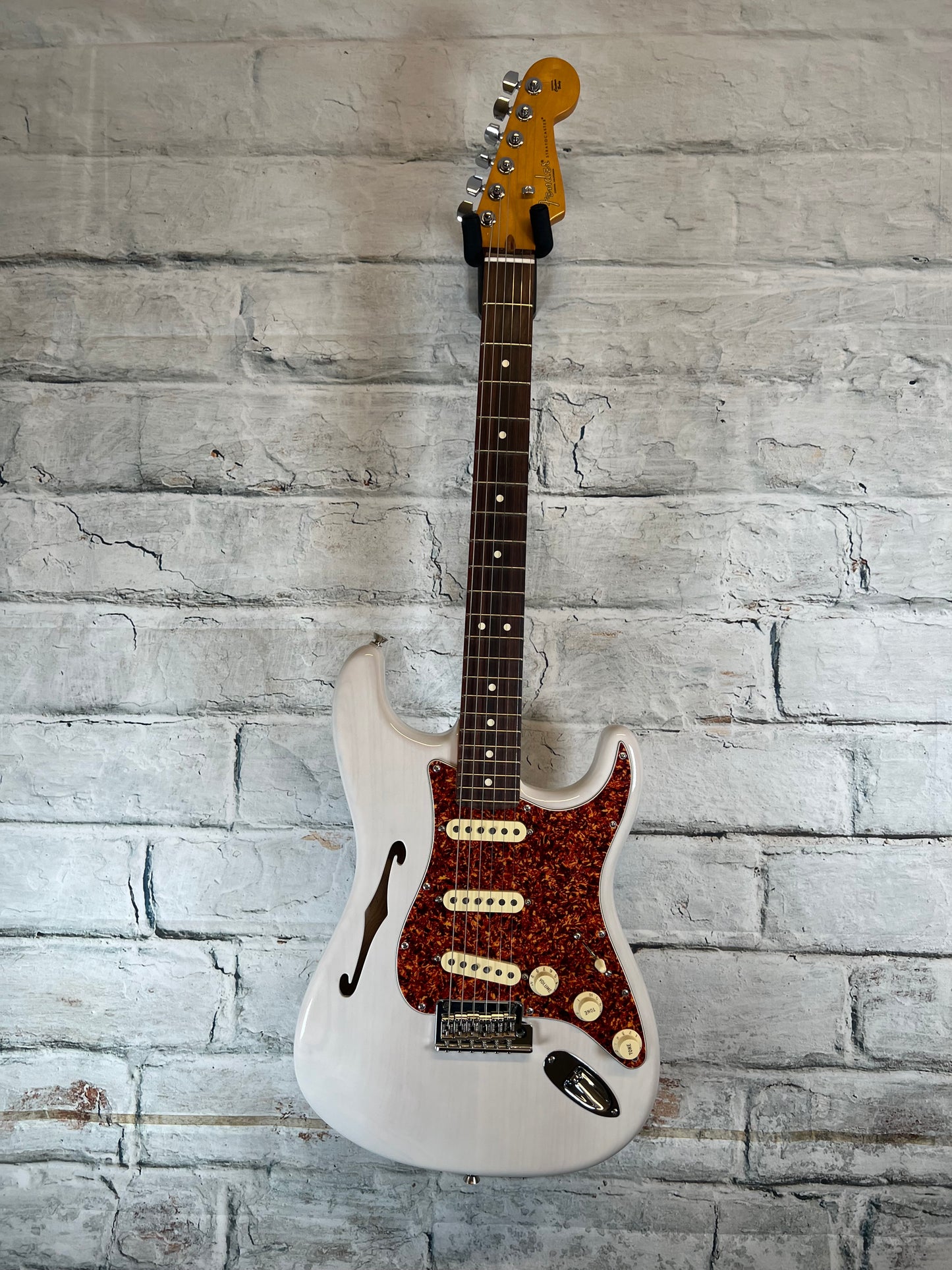 Fender Limited Edition American Professional Stratocaster Thinline with Hardshell Case