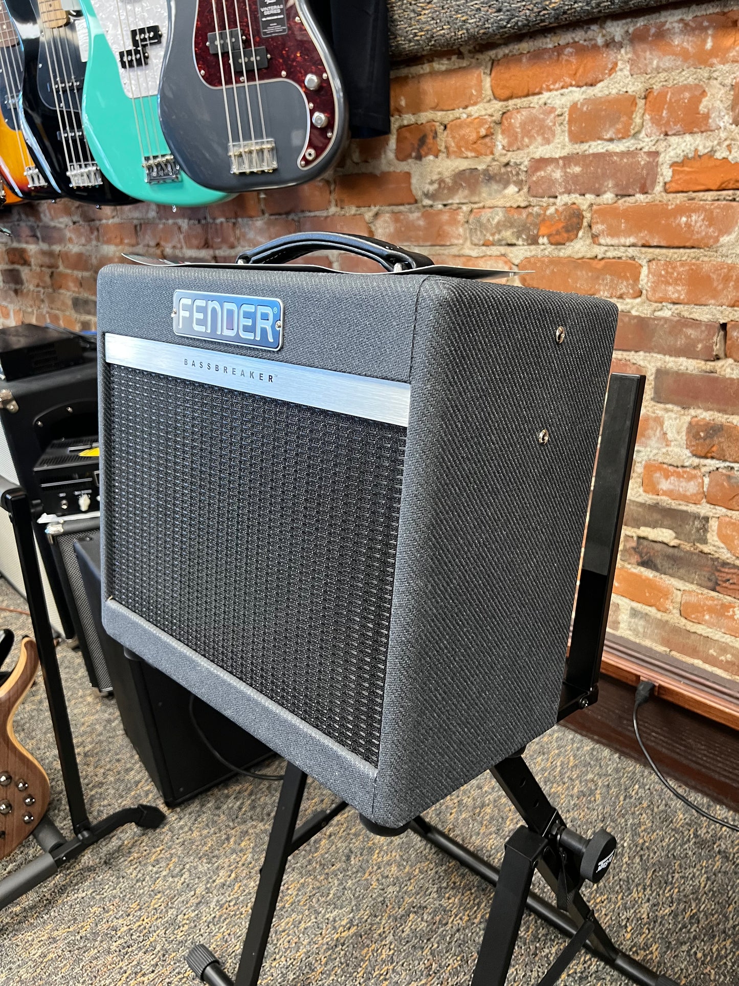 Fender Bassbreaker 007 Tube 1x10 Combo Amplifier 7 watt