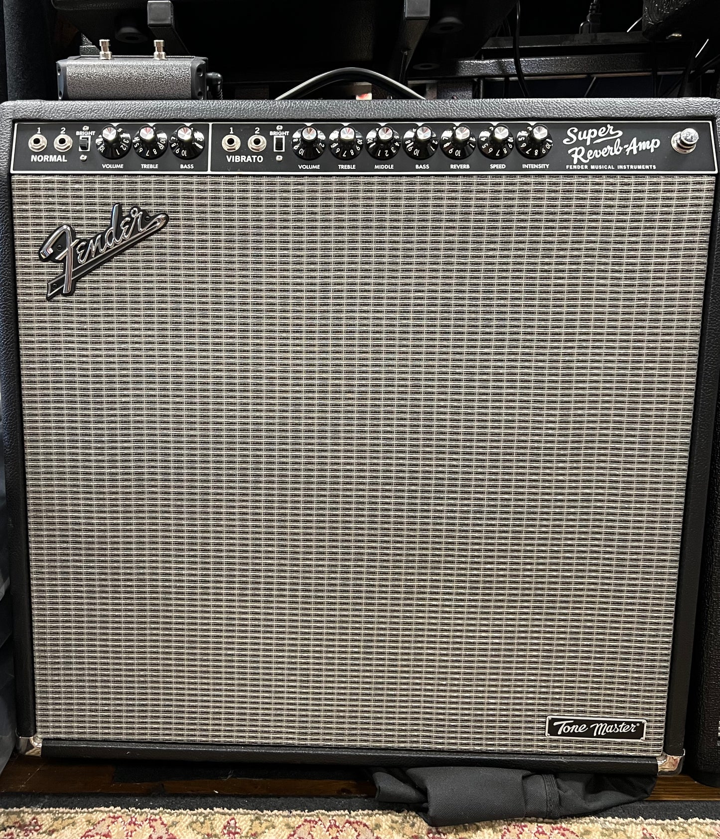 Used Fender Super Reverb Tone Master w/cover