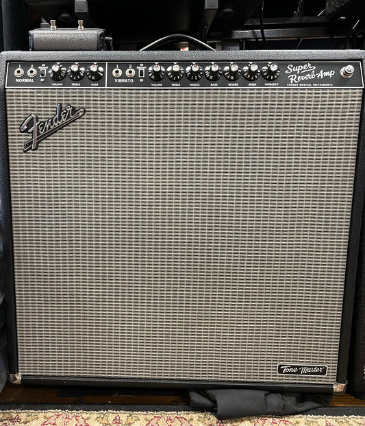 Used Fender Super Reverb Tone Master w/cover