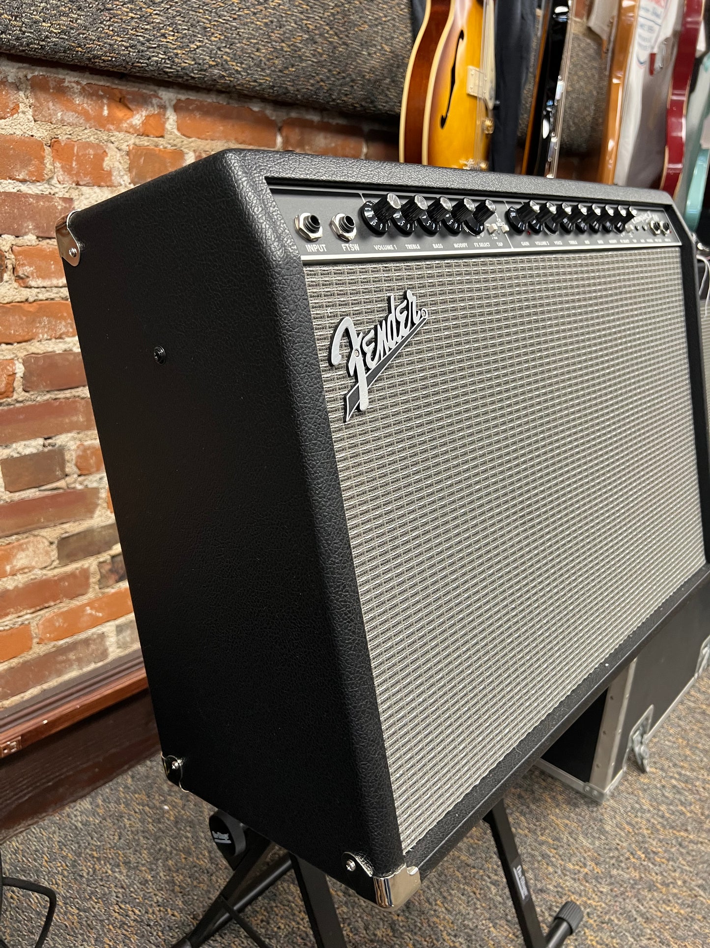 Fender Champion II 100, 120v  100w 2x12