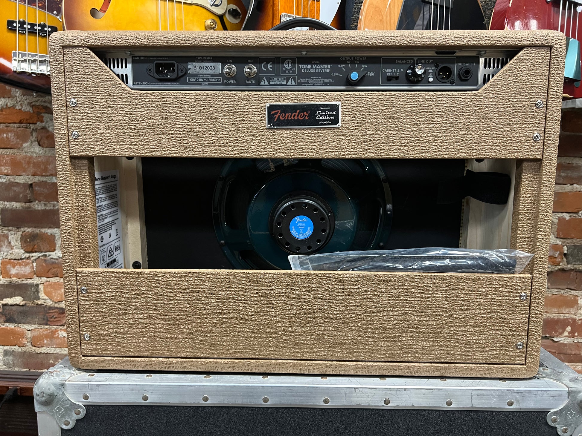 Fender Tone Master Deluxe Reverb Solid State – Will West Music and Sound
