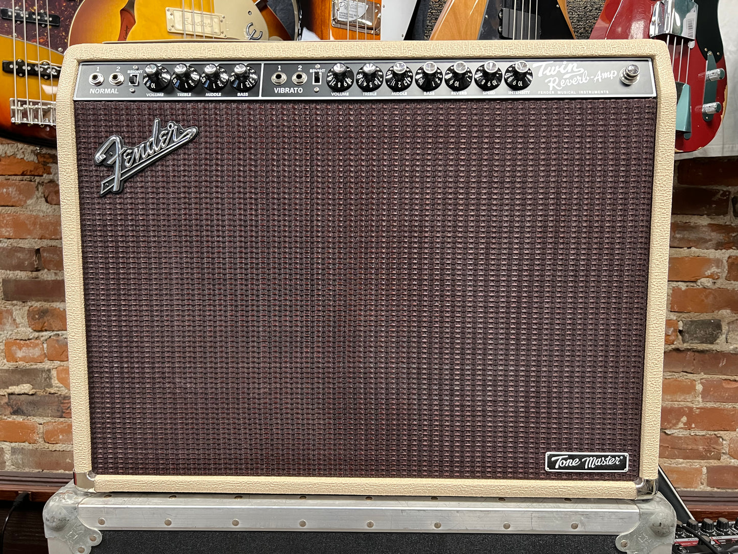 Fender Tone Master Twin Reverb Blonde Cream back Edition