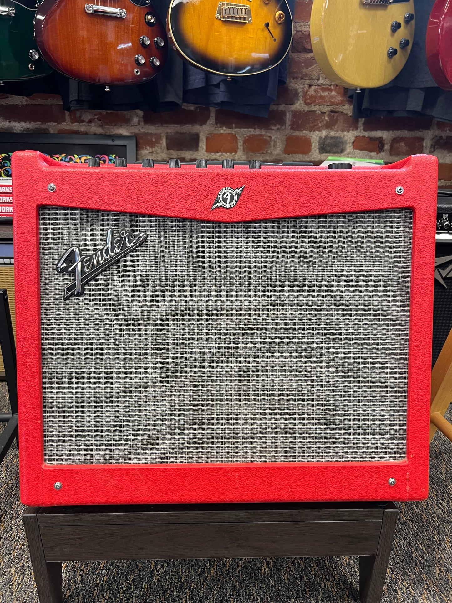 Used Fender Mustang III V2