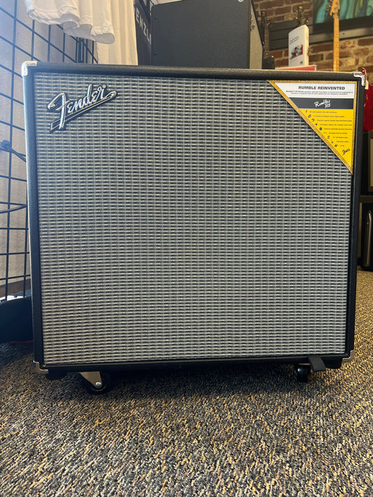 Fender Rumble 15 Bass Guitar Cabinet V3