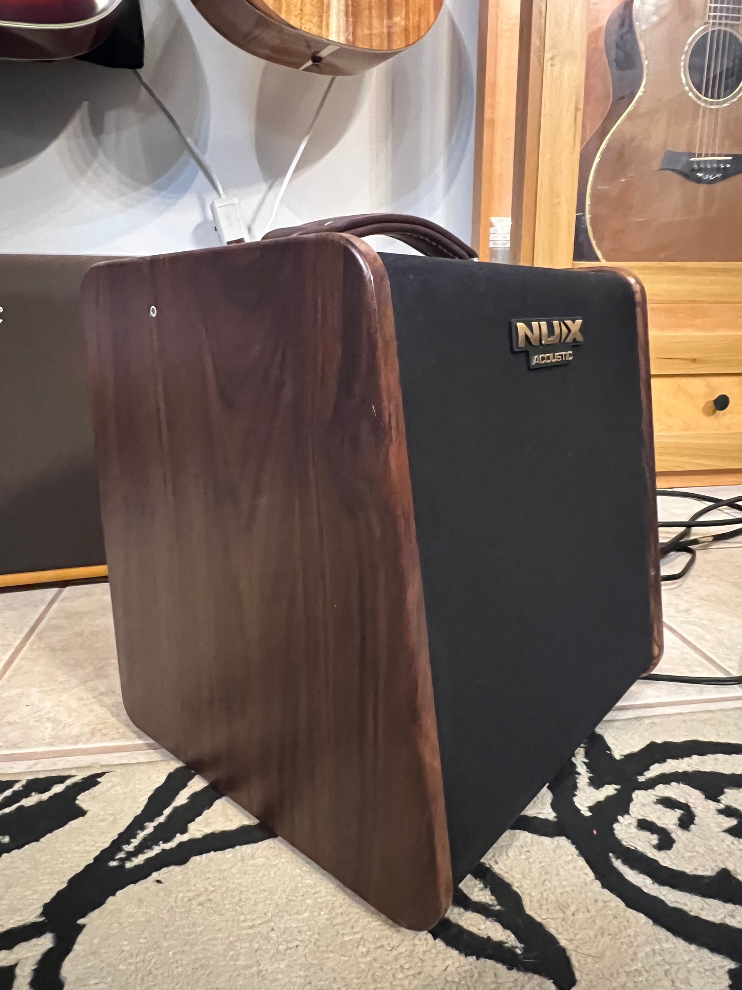NUX Stageman Acoustic Amp with Bluetooth Loop Pedal