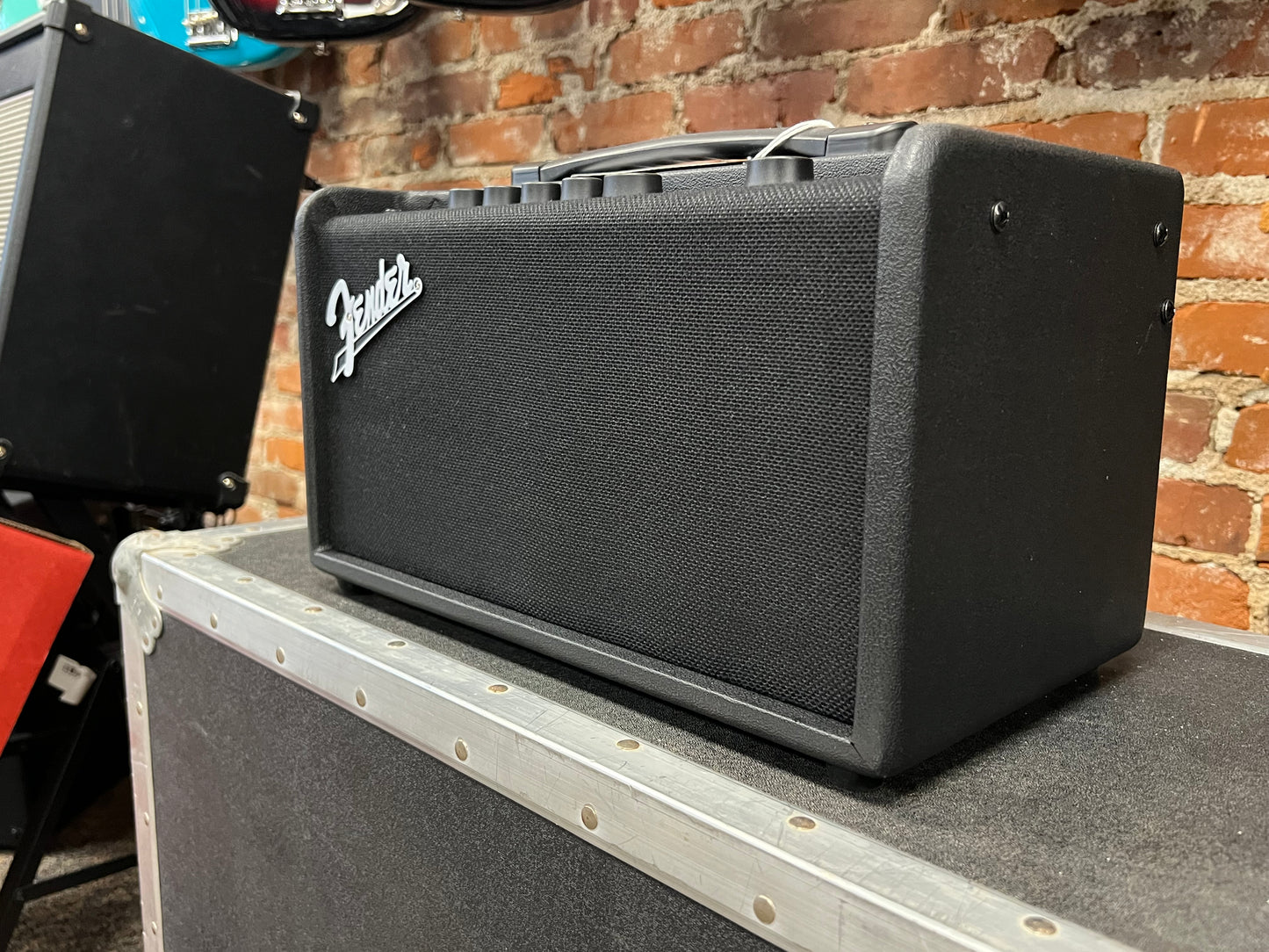 Fender Mustang Lt40s 120v