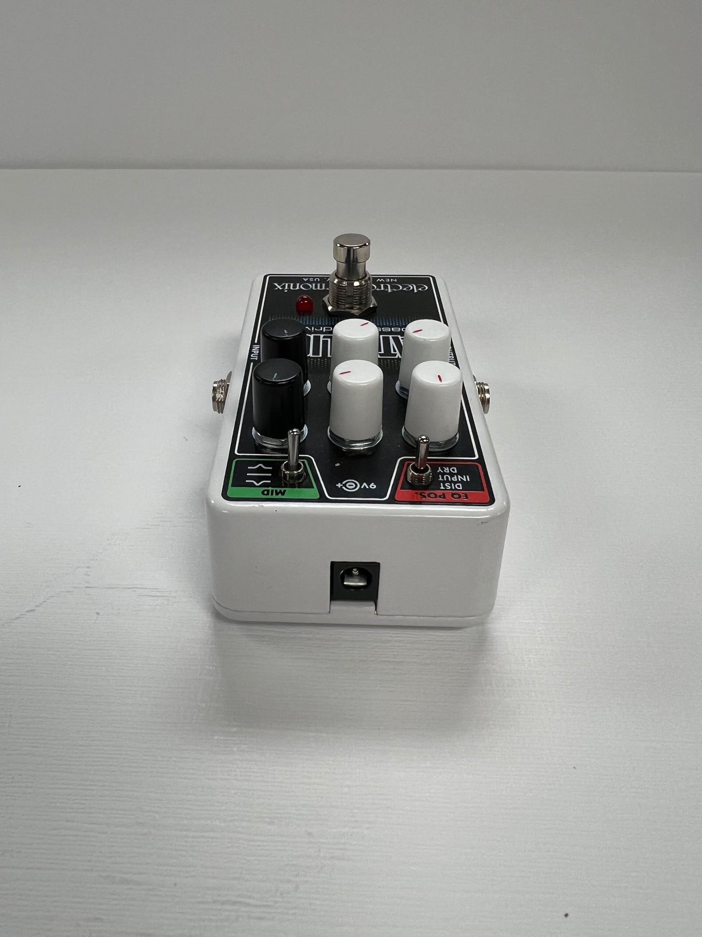 Electro Harmonix EHX Nano Battalion Bass Preamp and Overdrive