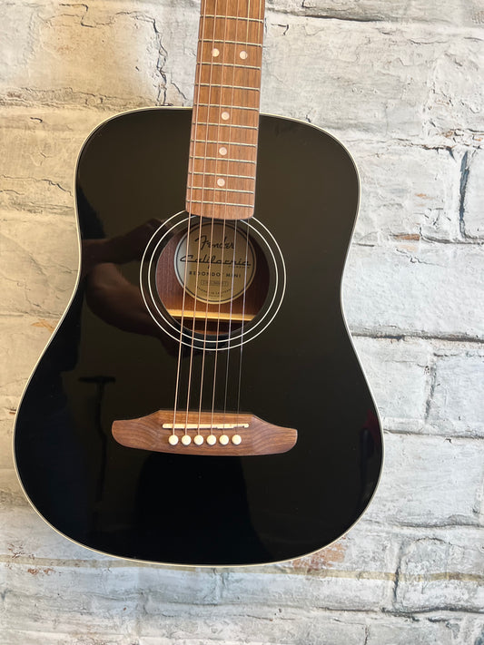 Fender California Standard Redondo Mini with bag, Spruce top,black