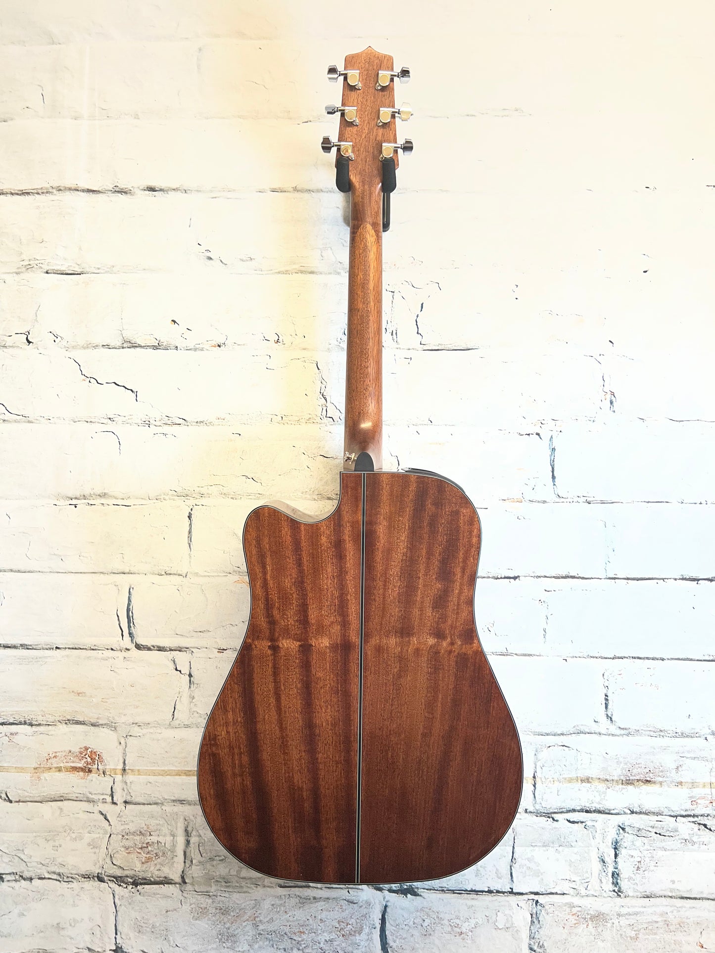 Used Takamine GD30CE Acoustic with Hardshell Case