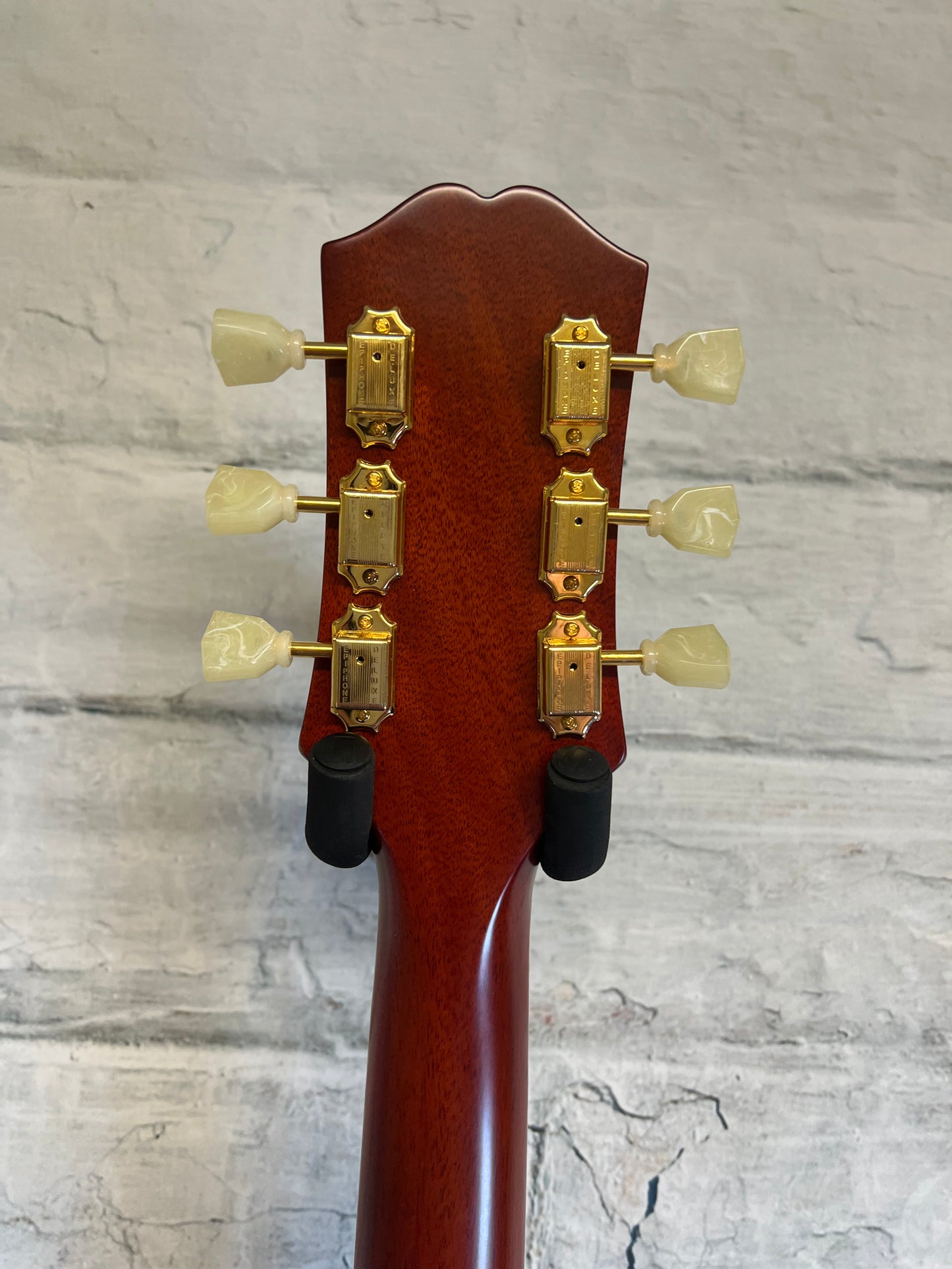 Epiphone Hummingbird Standard Cherry Sunburst