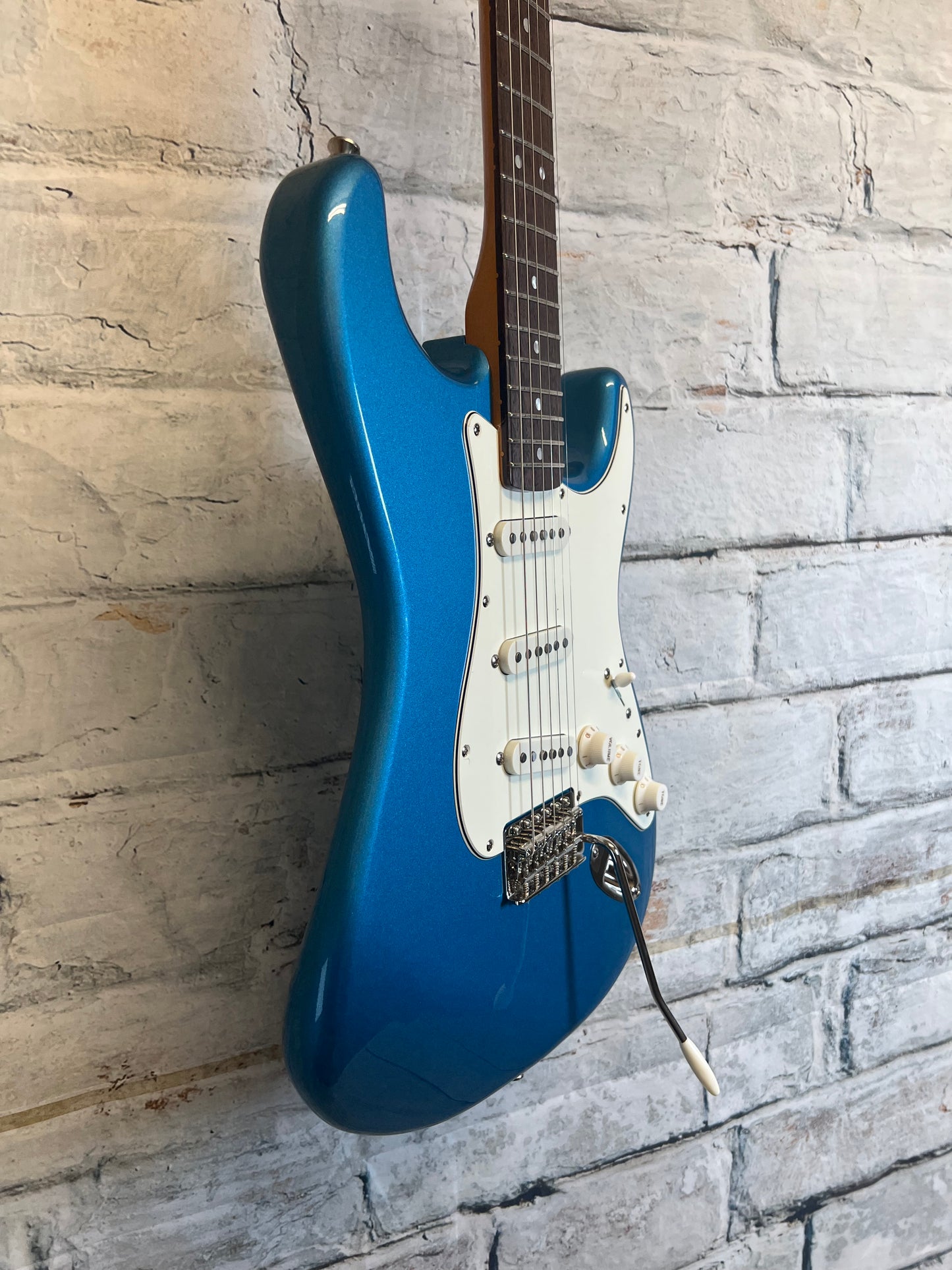 Fender Squier Classic Vibe ‘60’s Stratocaster- Lake Placid Blue