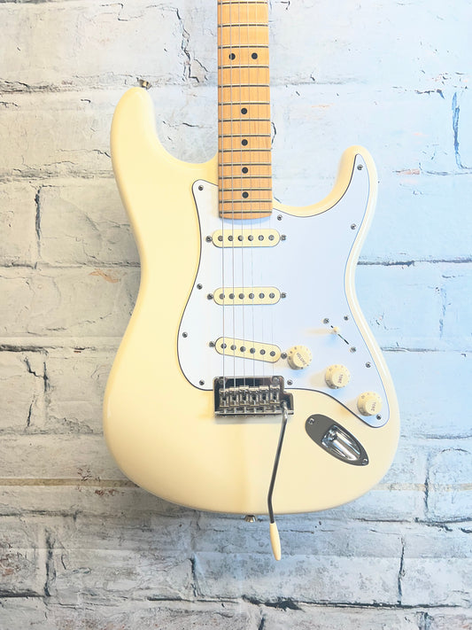 Used Fender American Standard Stratocaster