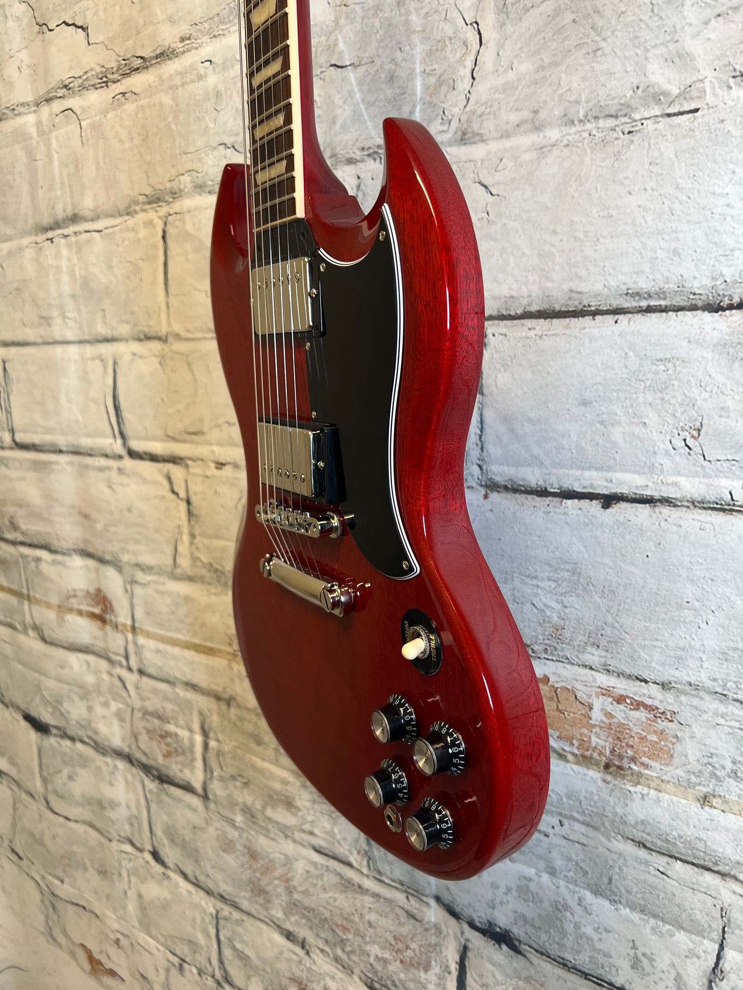 Gibson SG Standard ‘61 Vintage Cherry Electric Guitar with Hardshell Case